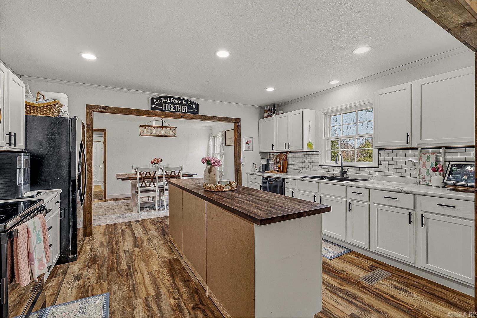 77 CR 1412  Corning, AR