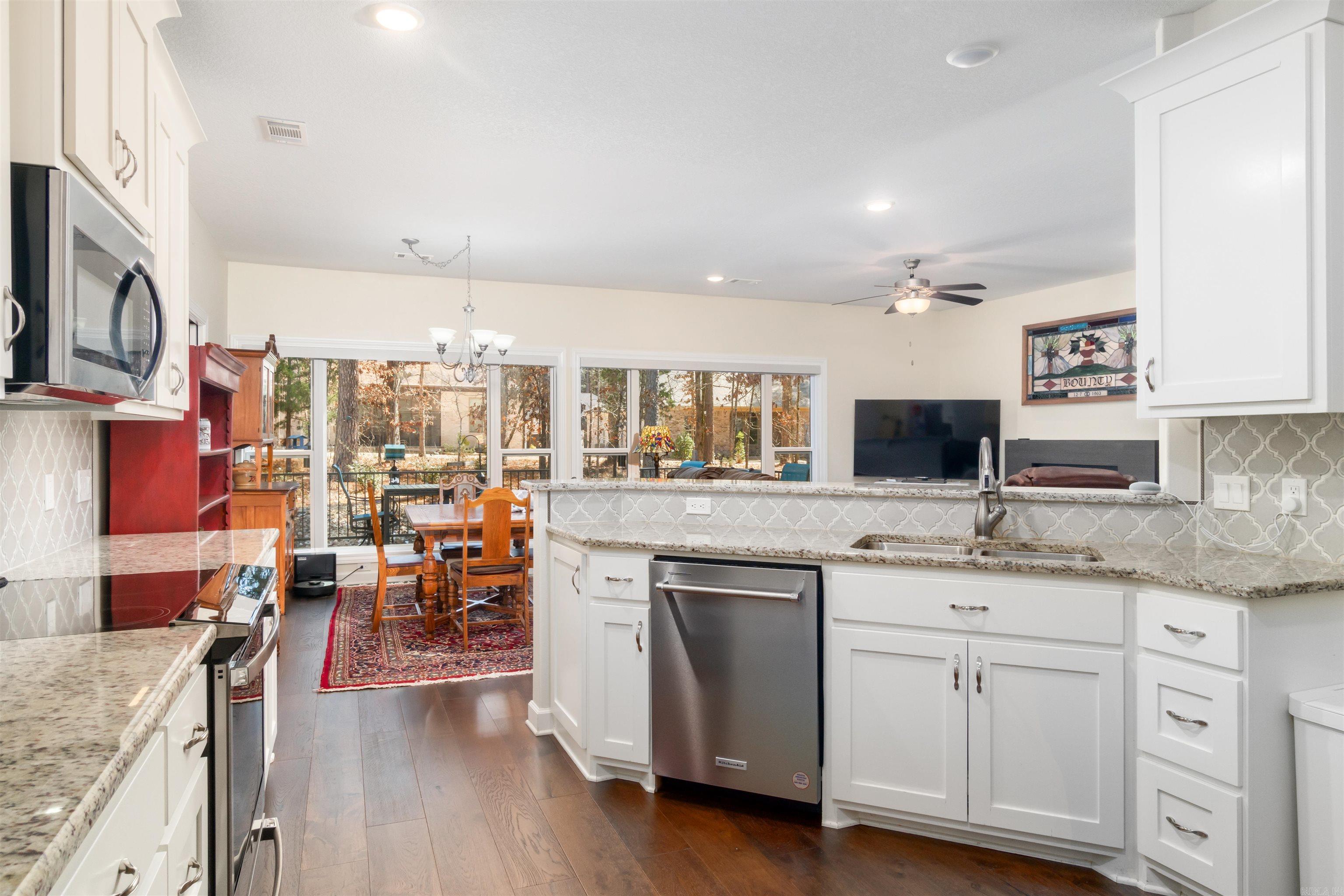 28 Jardin  Hot Springs Village, AR