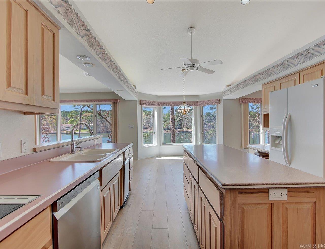 10 Adaja  Hot Springs Village, AR