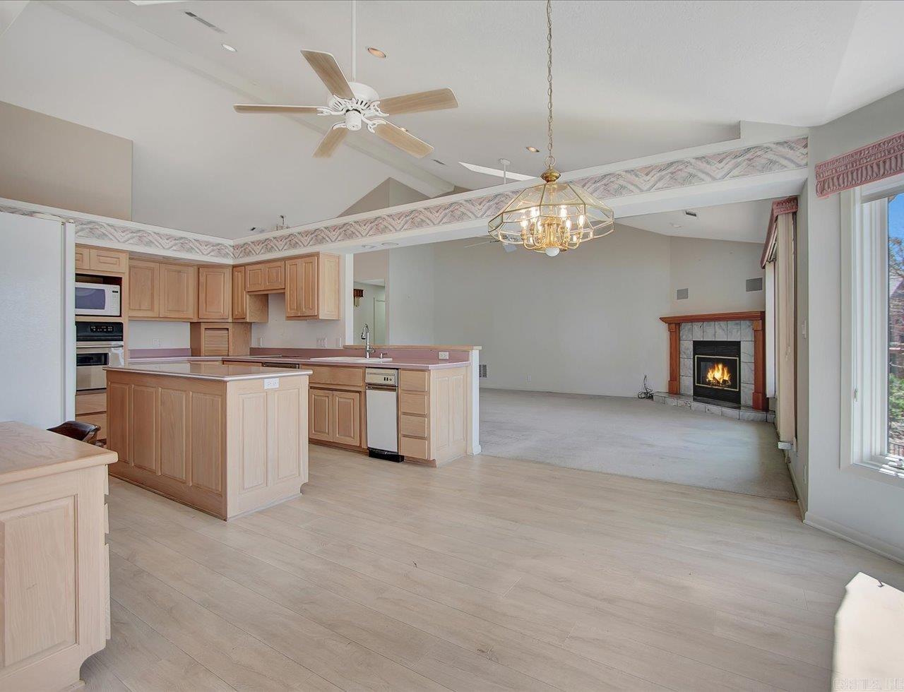 10 Adaja  Hot Springs Village, AR