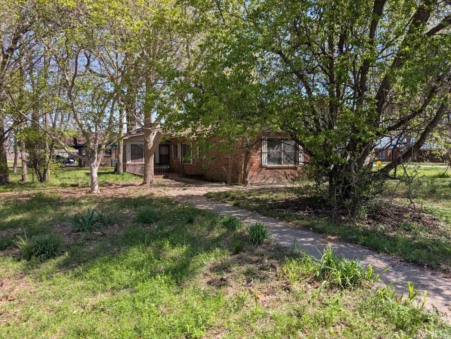 405 W Jackson  Gould, AR