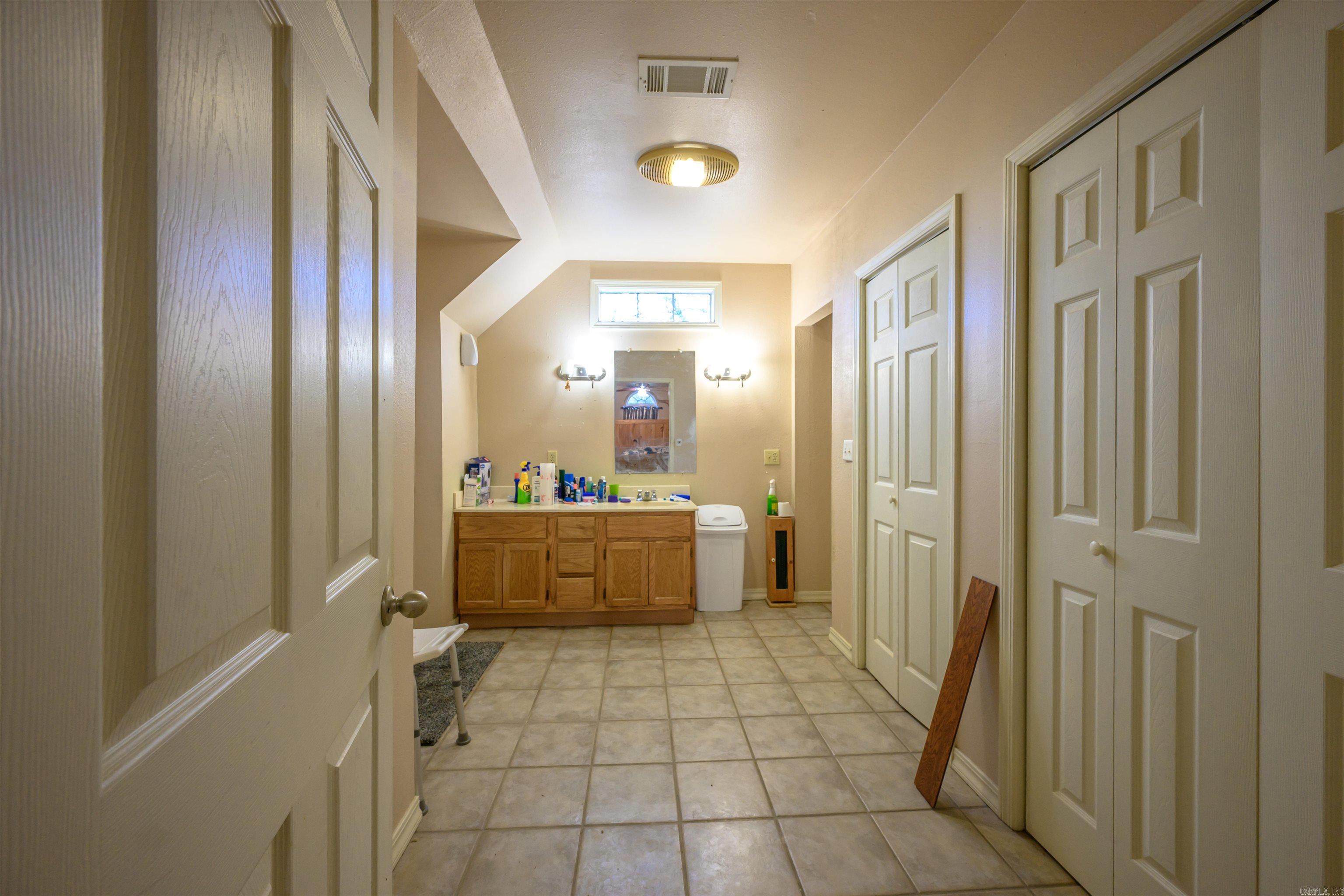 548 S Broad  Batesville, AR