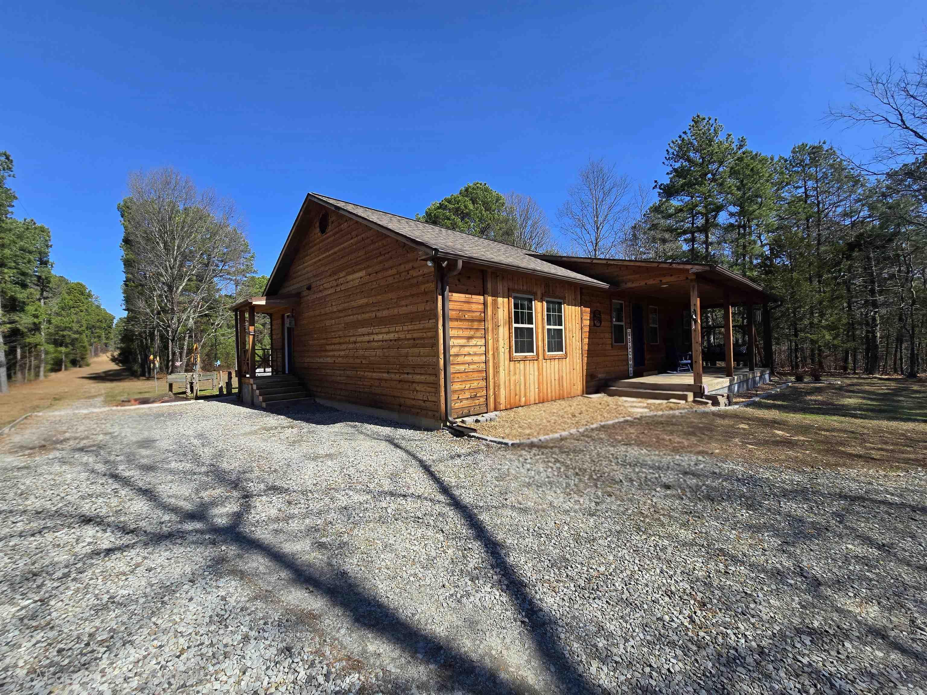 225 Dogwood  Quitman, AR