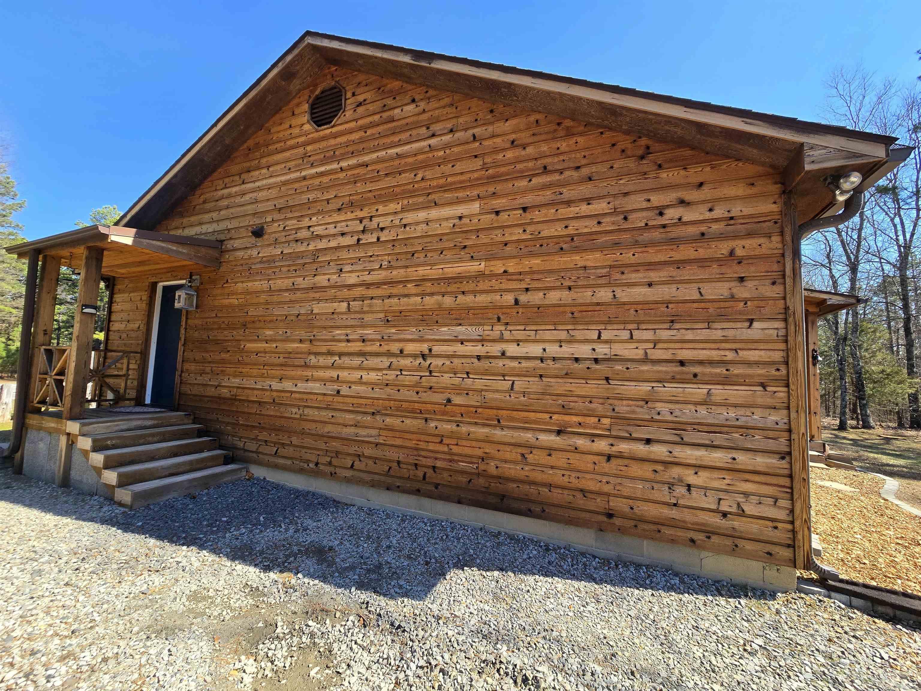 225 Dogwood  Quitman, AR