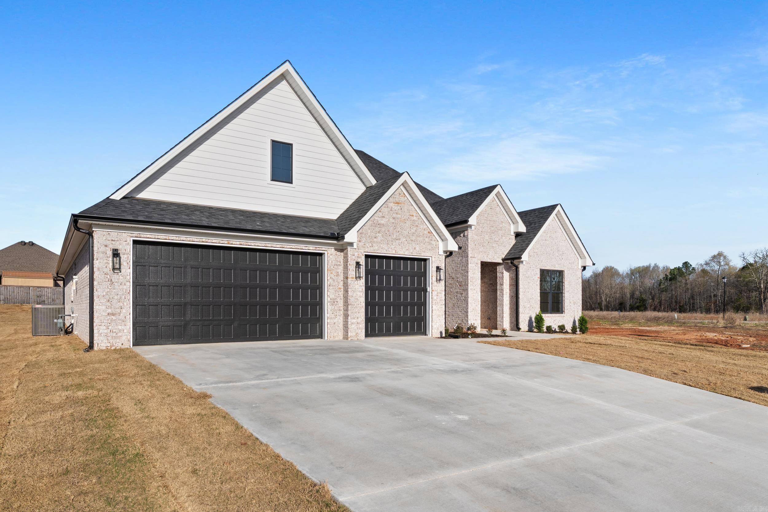 118 Corniche Lane  Maumelle, AR