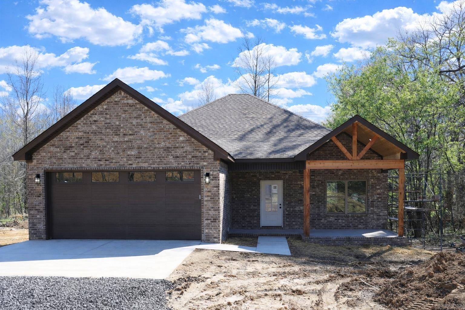 1123 E Carmichael  Cabot, AR