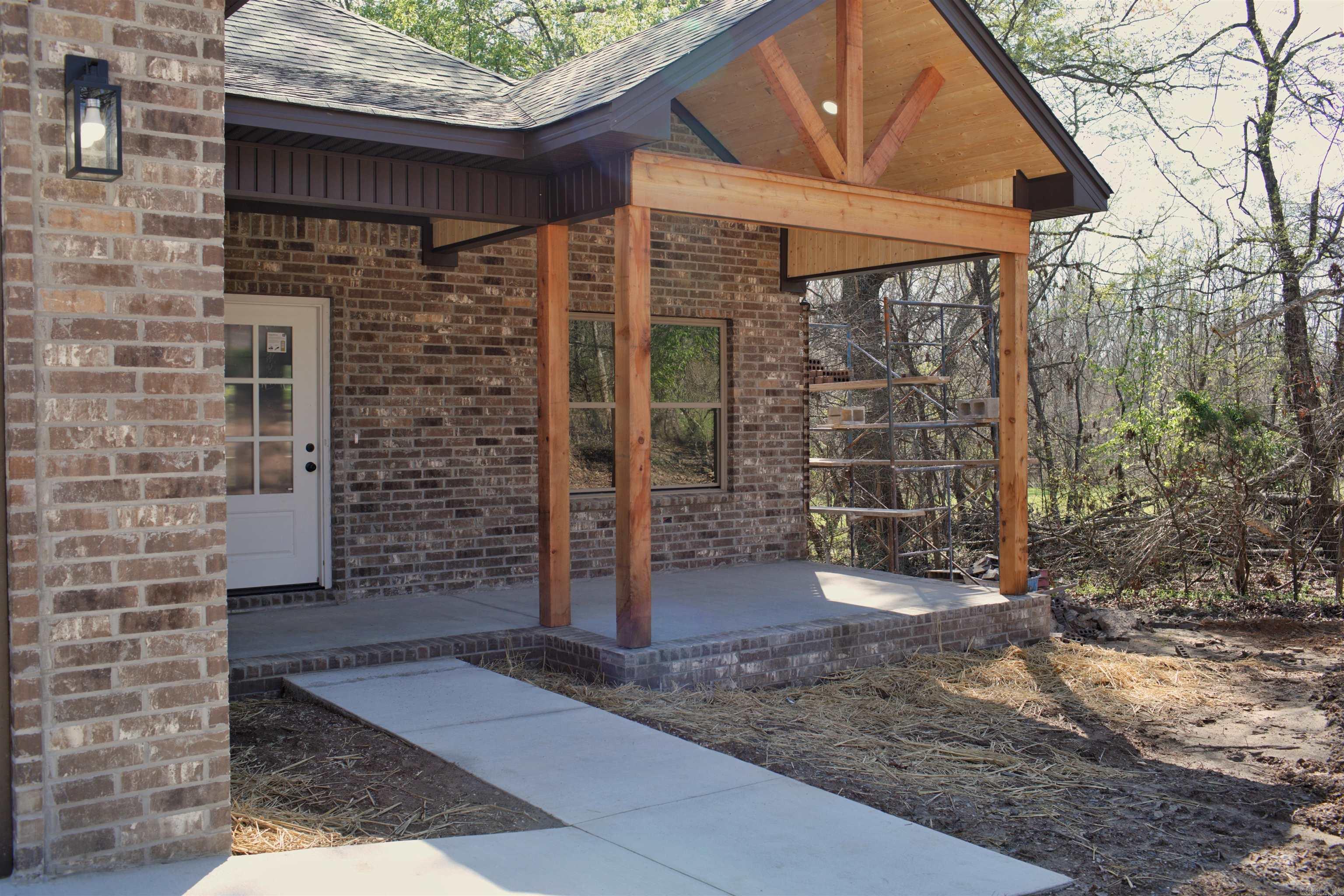 1123 E Carmichael  Cabot, AR