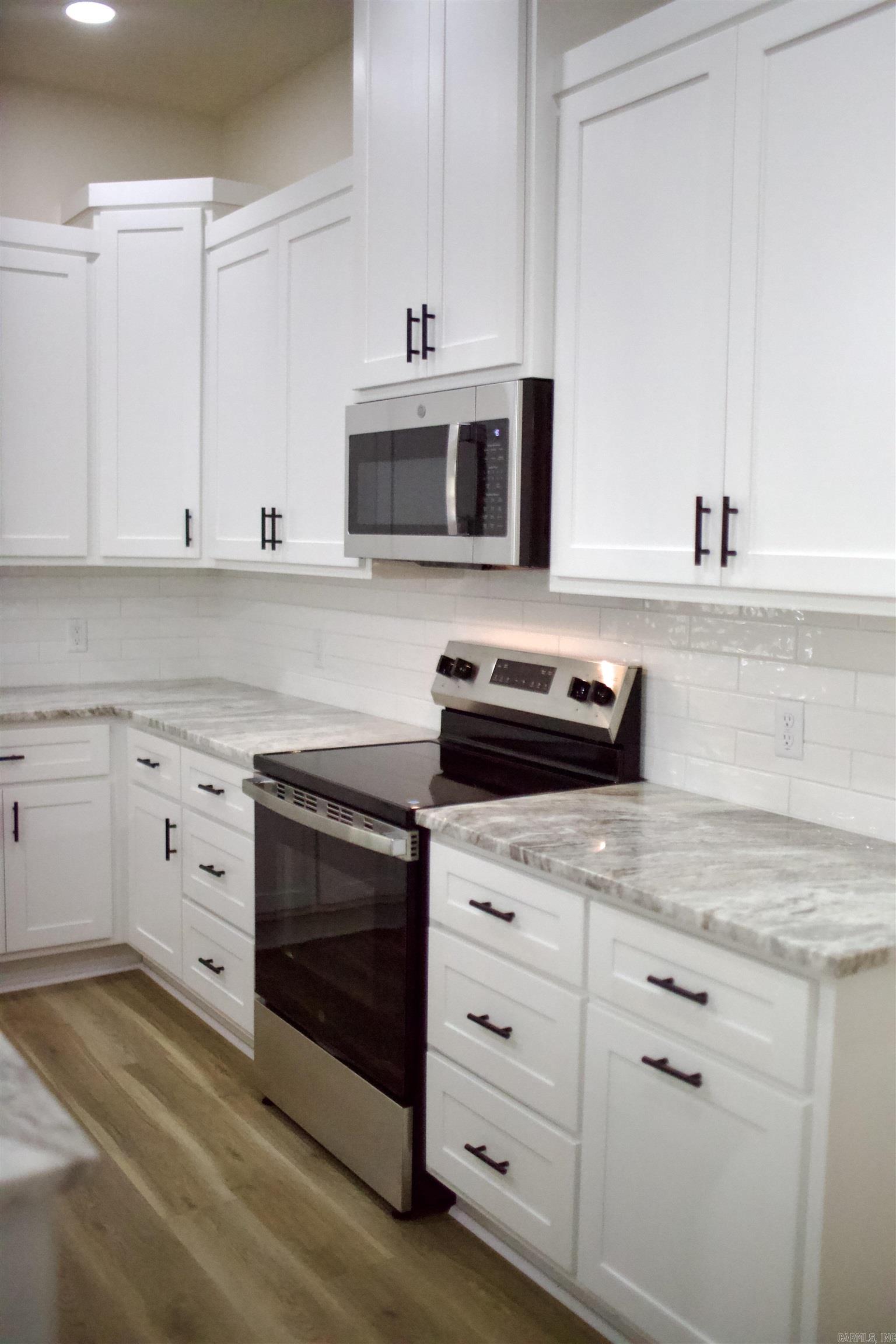 1123 E Carmichael  Cabot, AR