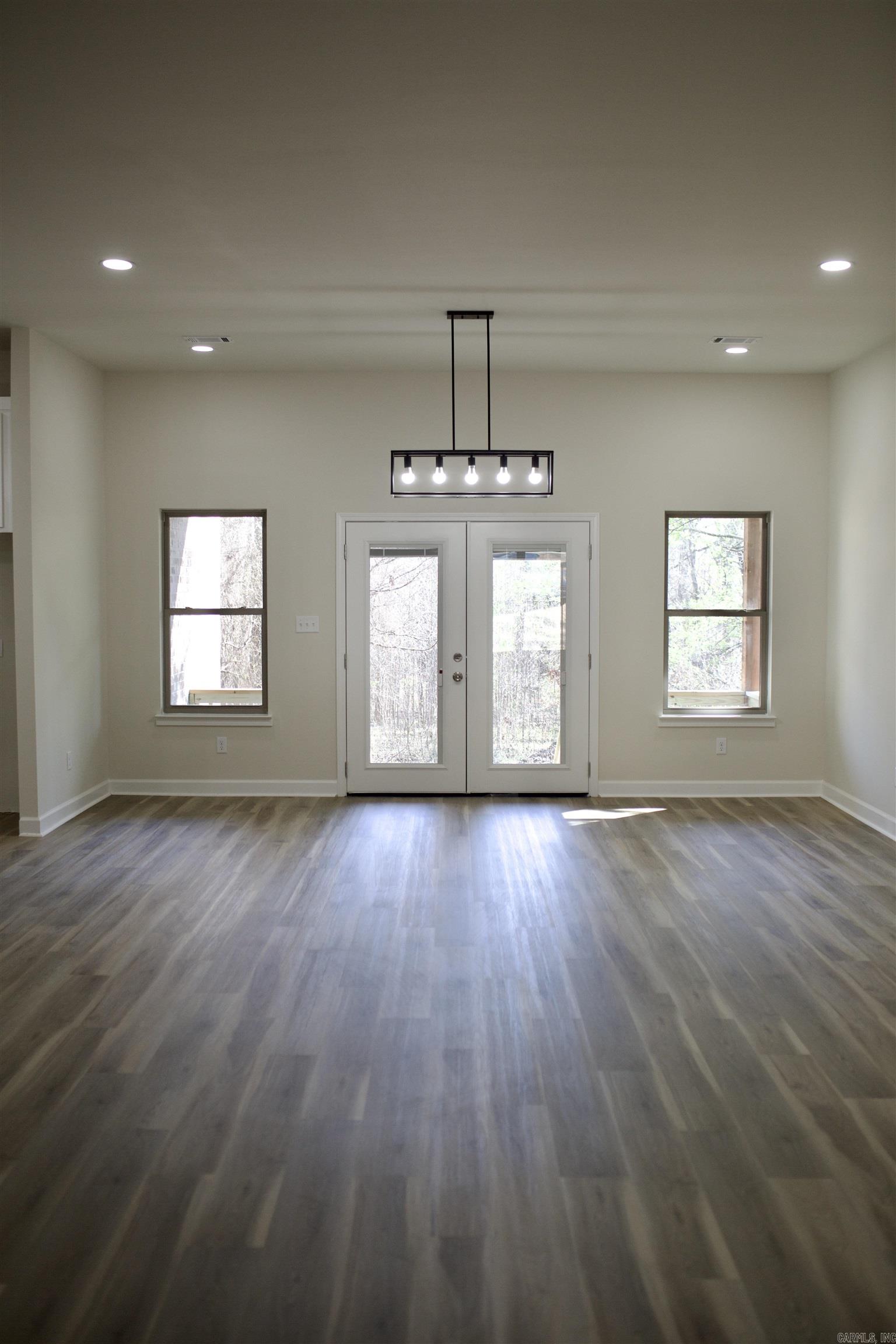 1123 E Carmichael  Cabot, AR