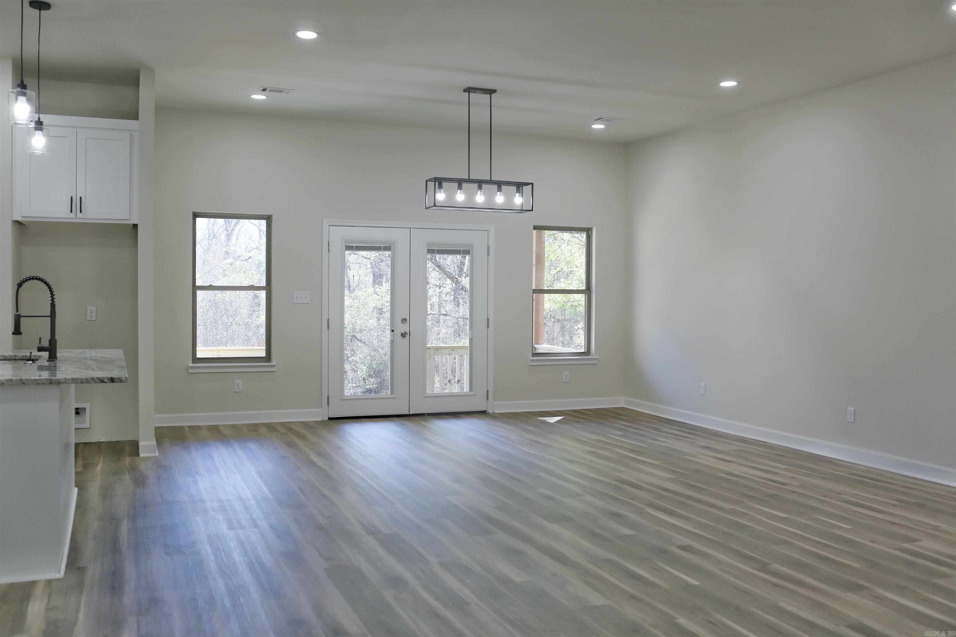 1123 E Carmichael  Cabot, AR