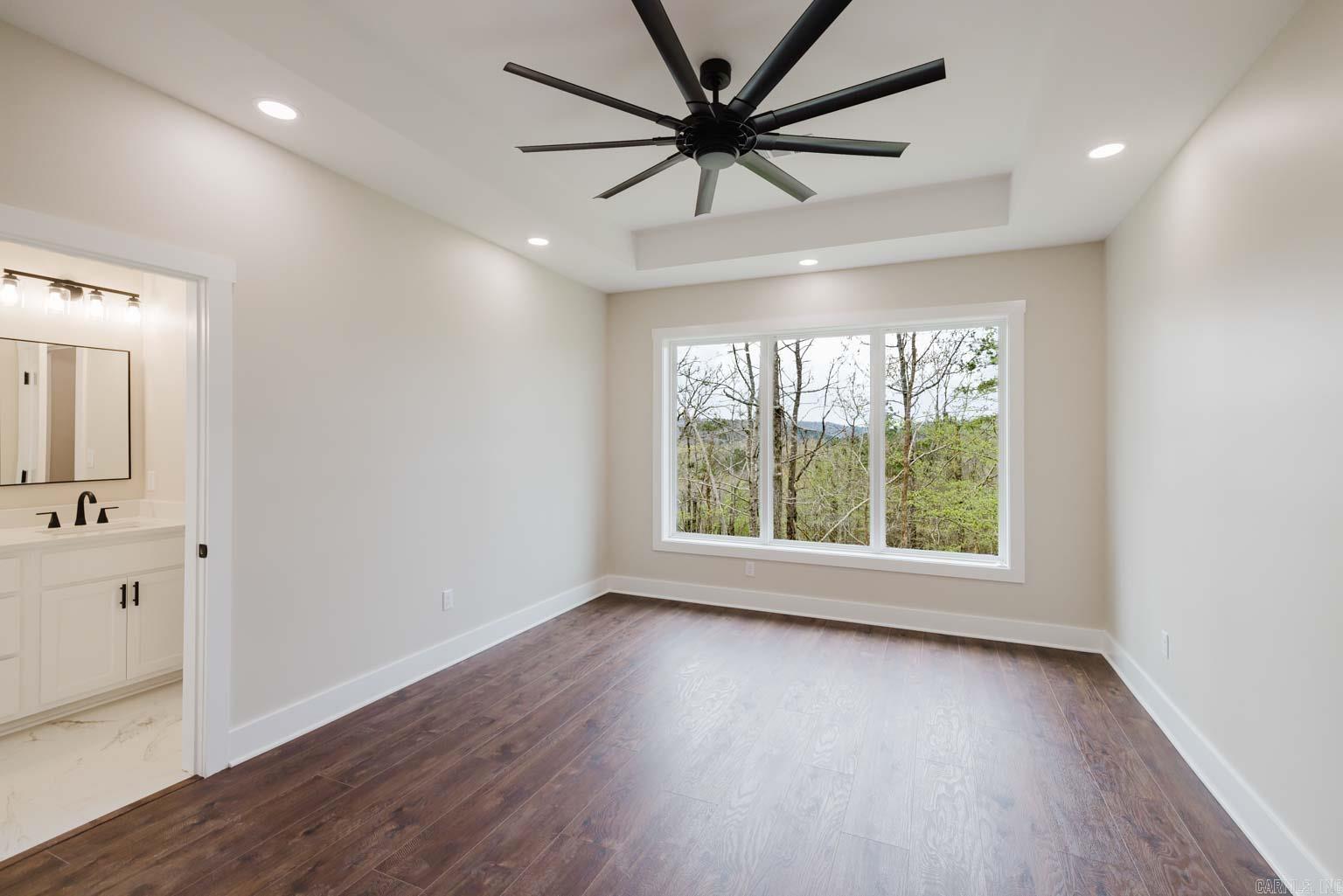 123 MURRAY HILL PLACE Hot Springs, AR 71913