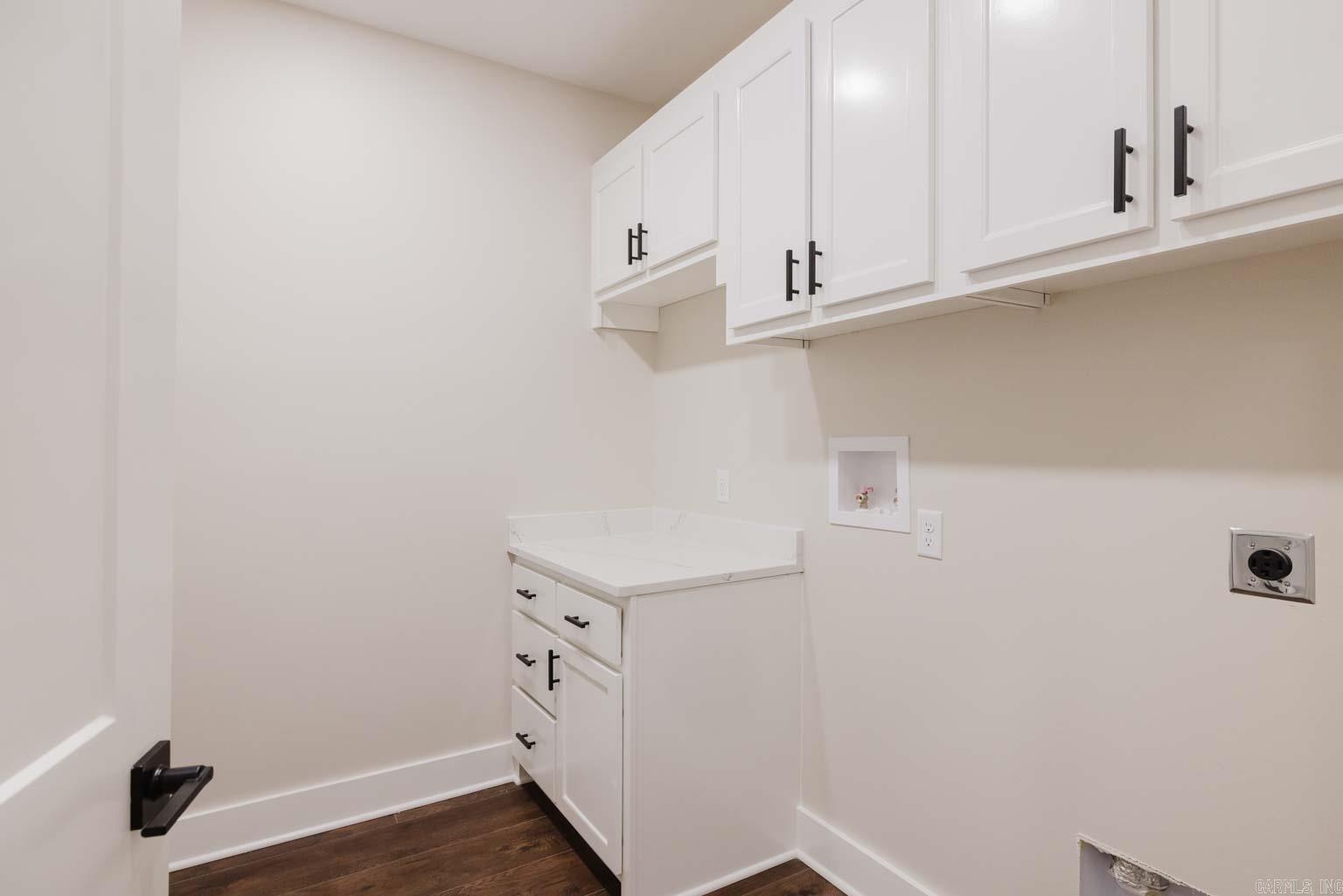 123 MURRAY HILL PLACE Hot Springs, AR 71913