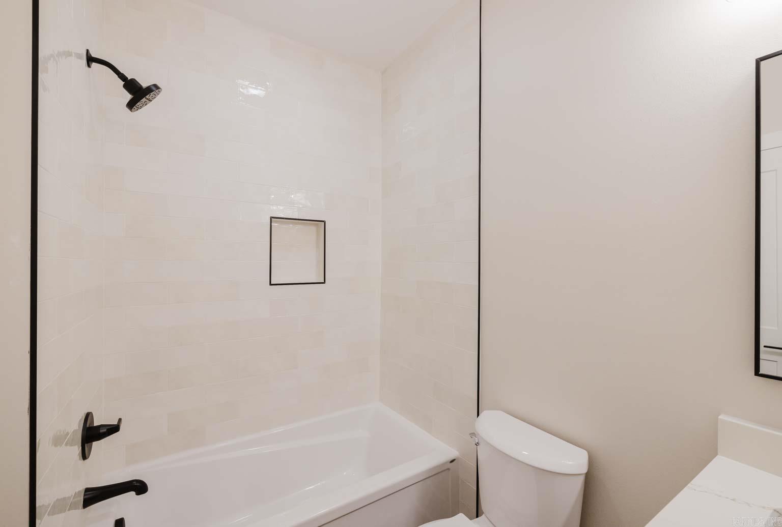 123 MURRAY HILL PLACE Hot Springs, AR 71913