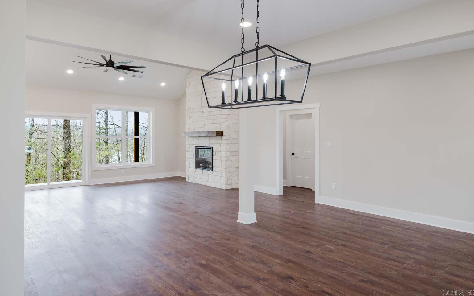 123 MURRAY HILL PLACE Hot Springs, AR 71913