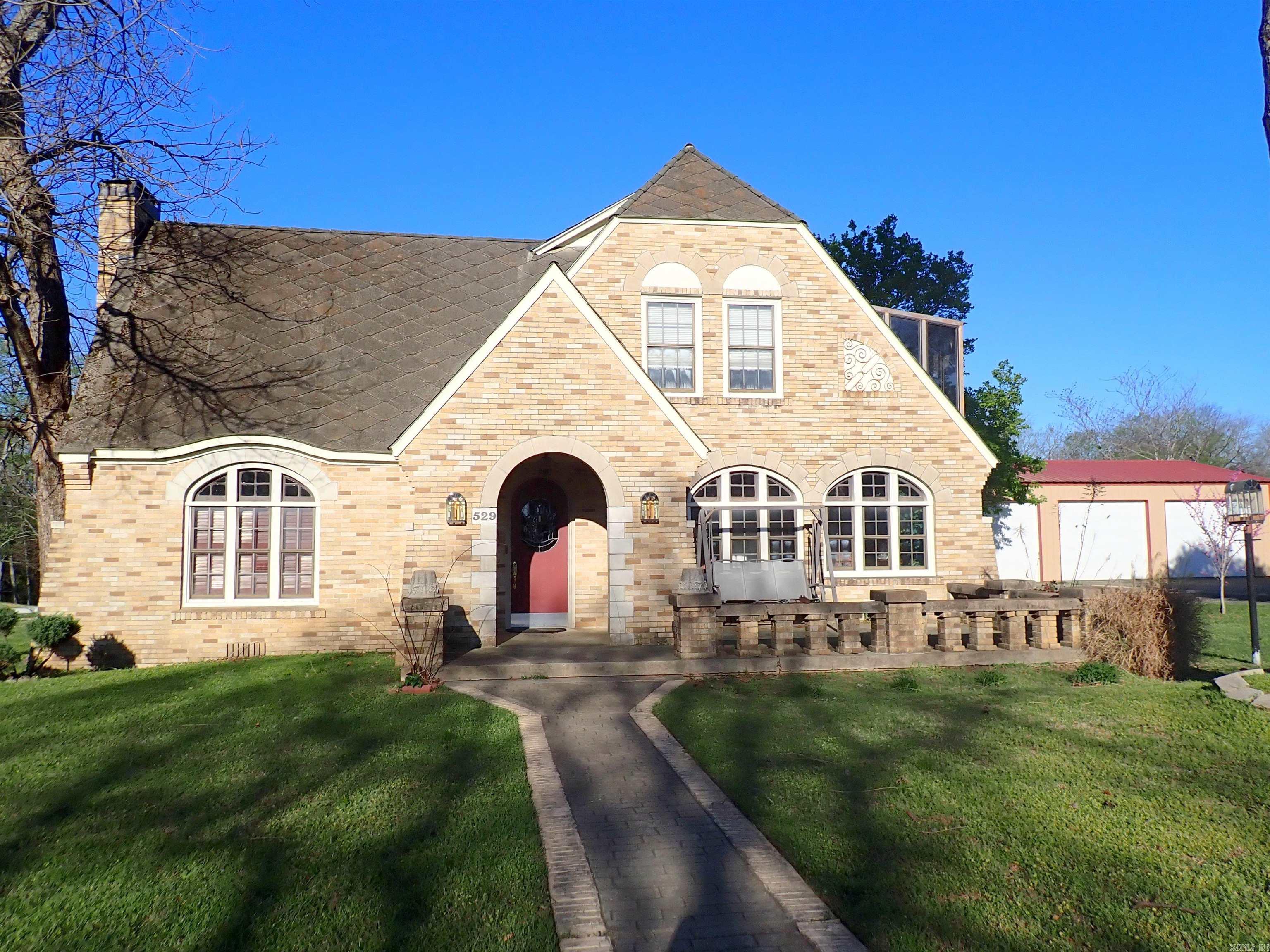 529 S 9th  Arkadelphia, AR