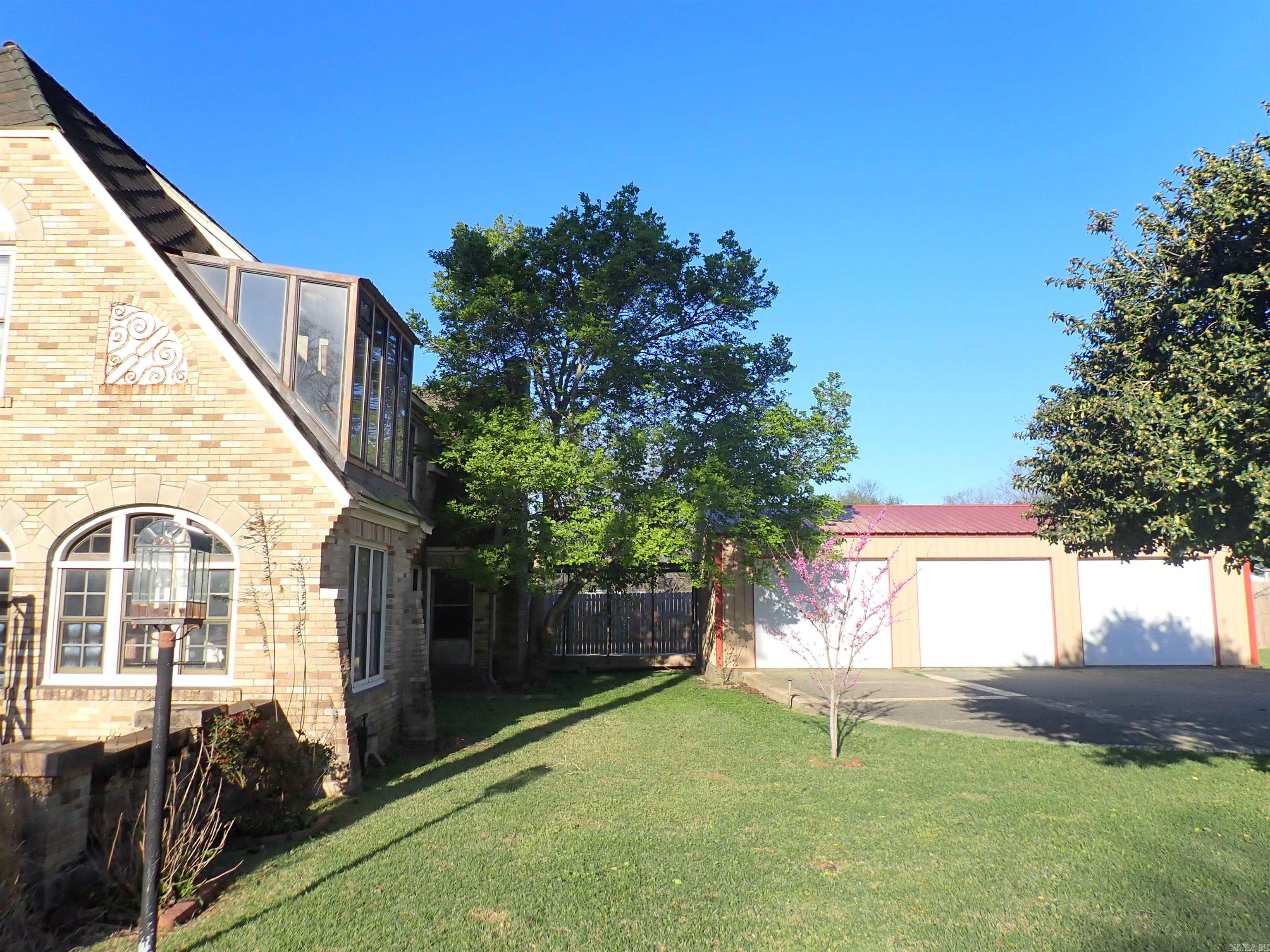 529 S 9th  Arkadelphia, AR