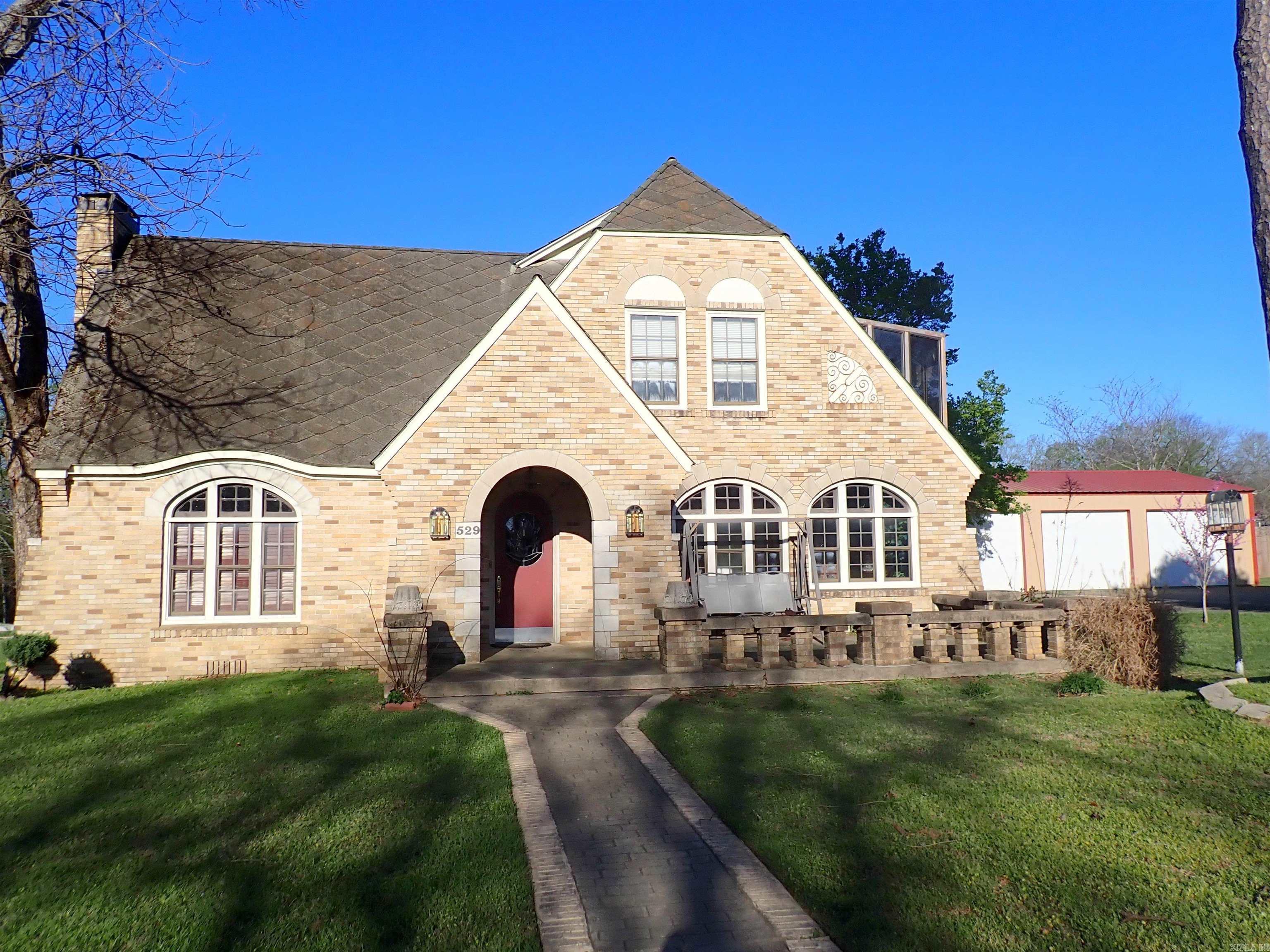 529 S 9th Street Arkadelphia, AR 71923-5309