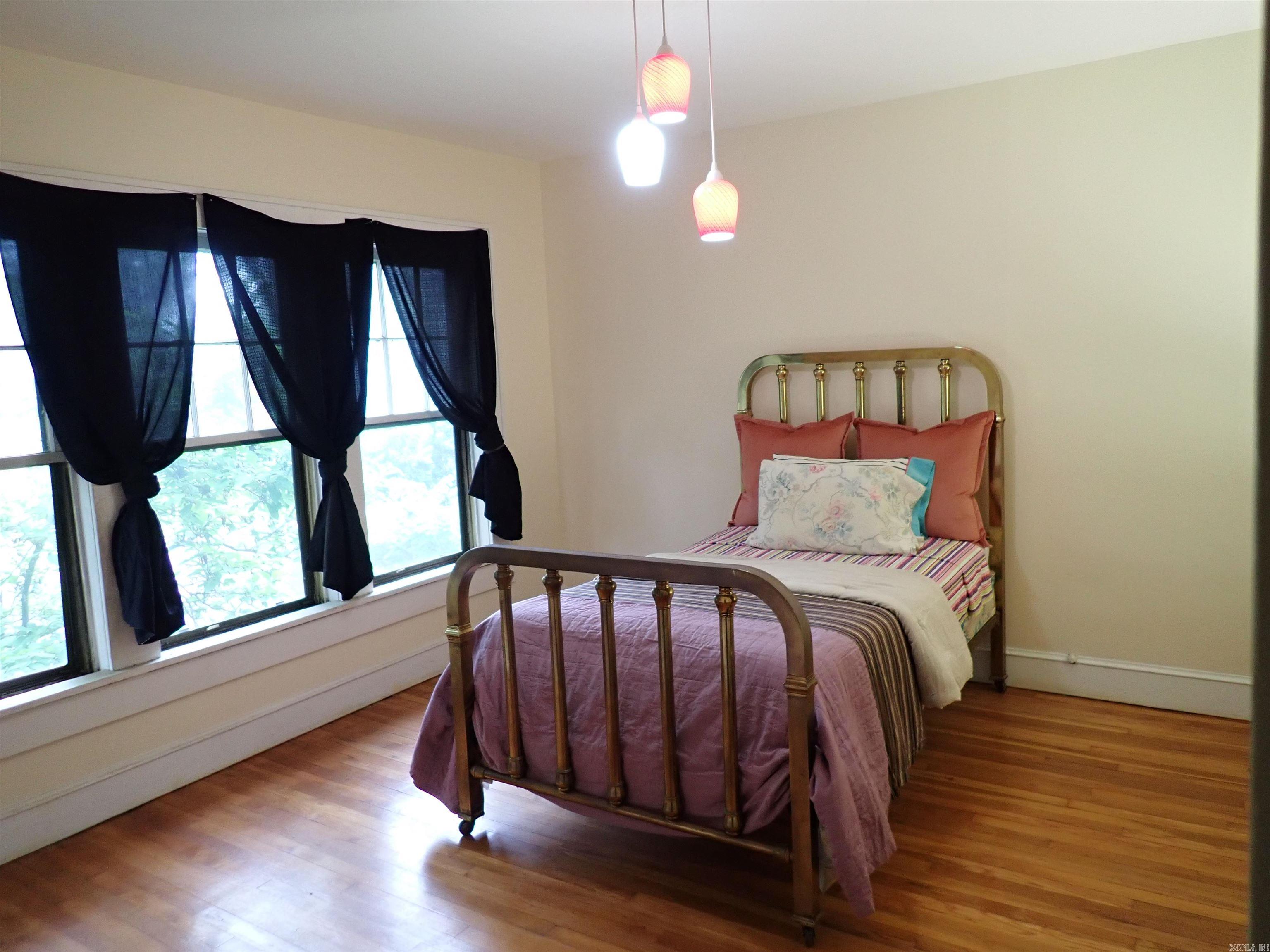 529 S 9th  Arkadelphia, AR