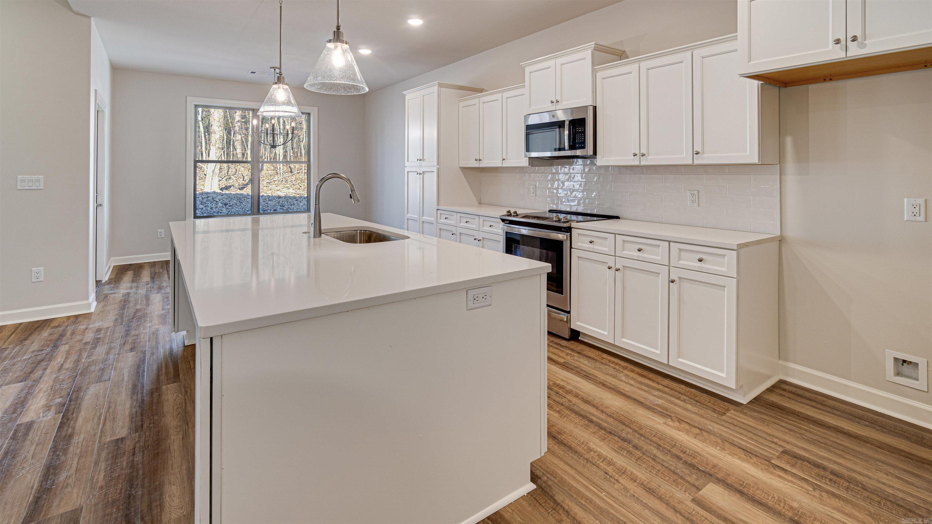 12 Sacedon  Hot Springs Village, AR