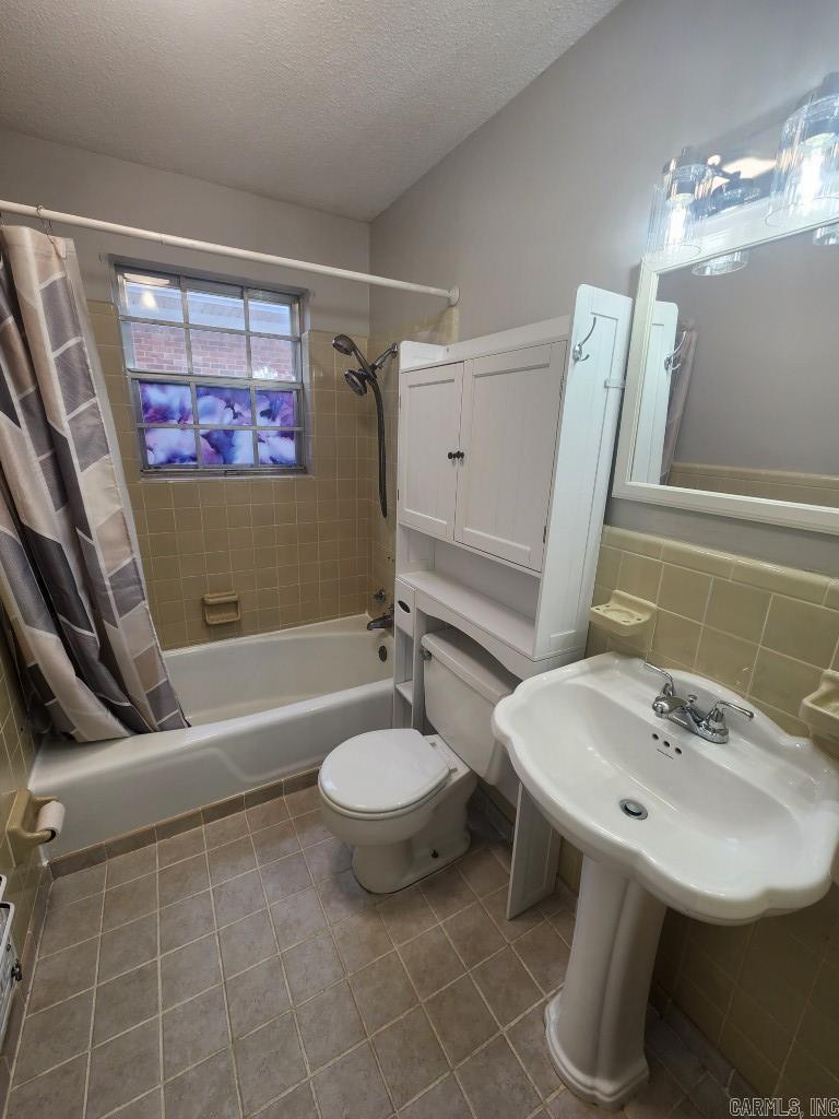 5901 Hacienda  North Little Rock, AR