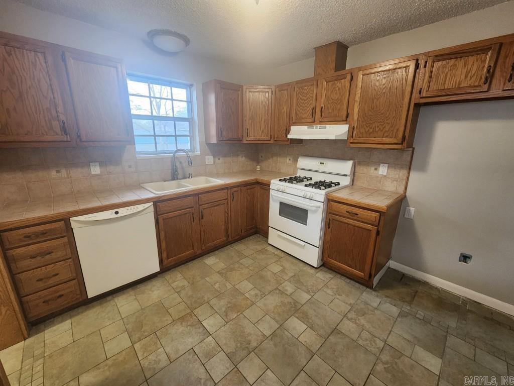 5901 Hacienda  North Little Rock, AR