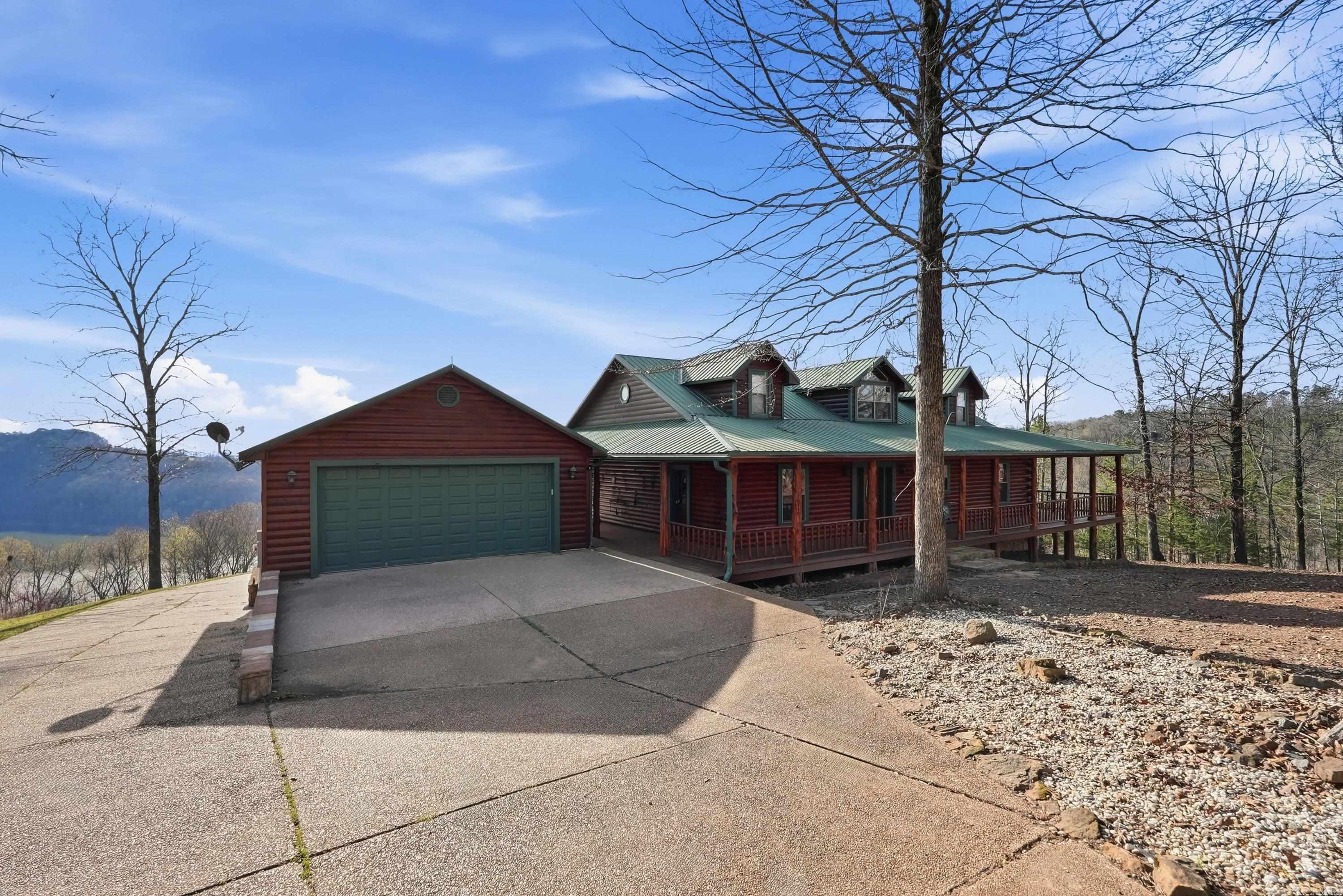 780 Watersedge Dr.  Edgemont, AR