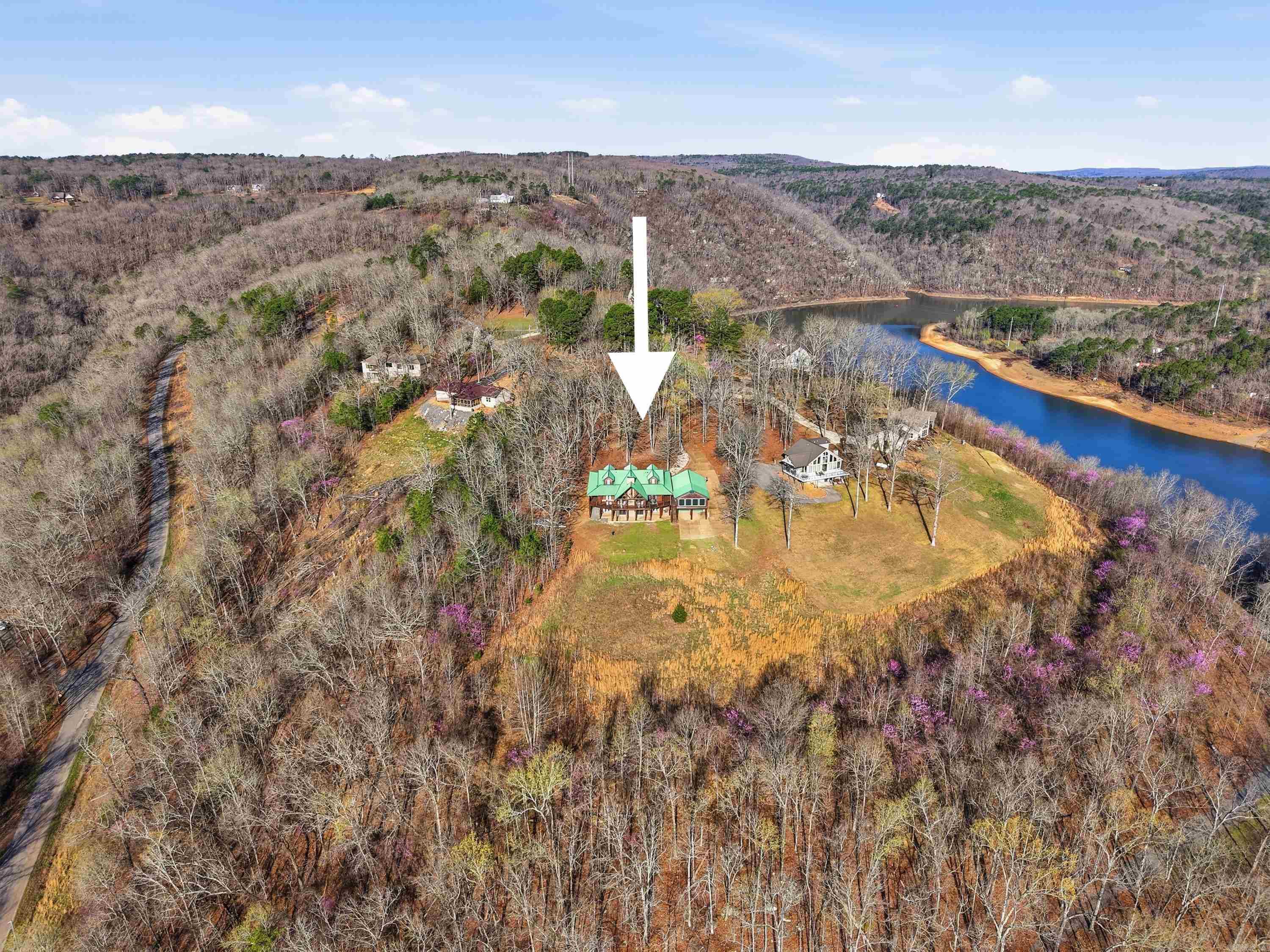 780 Watersedge Dr.  Edgemont, AR