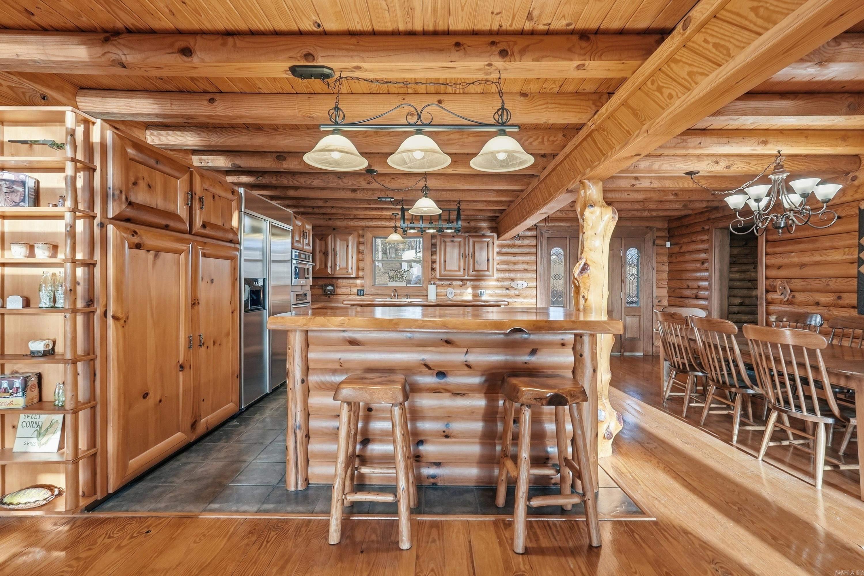 780 Watersedge Dr.  Edgemont, AR