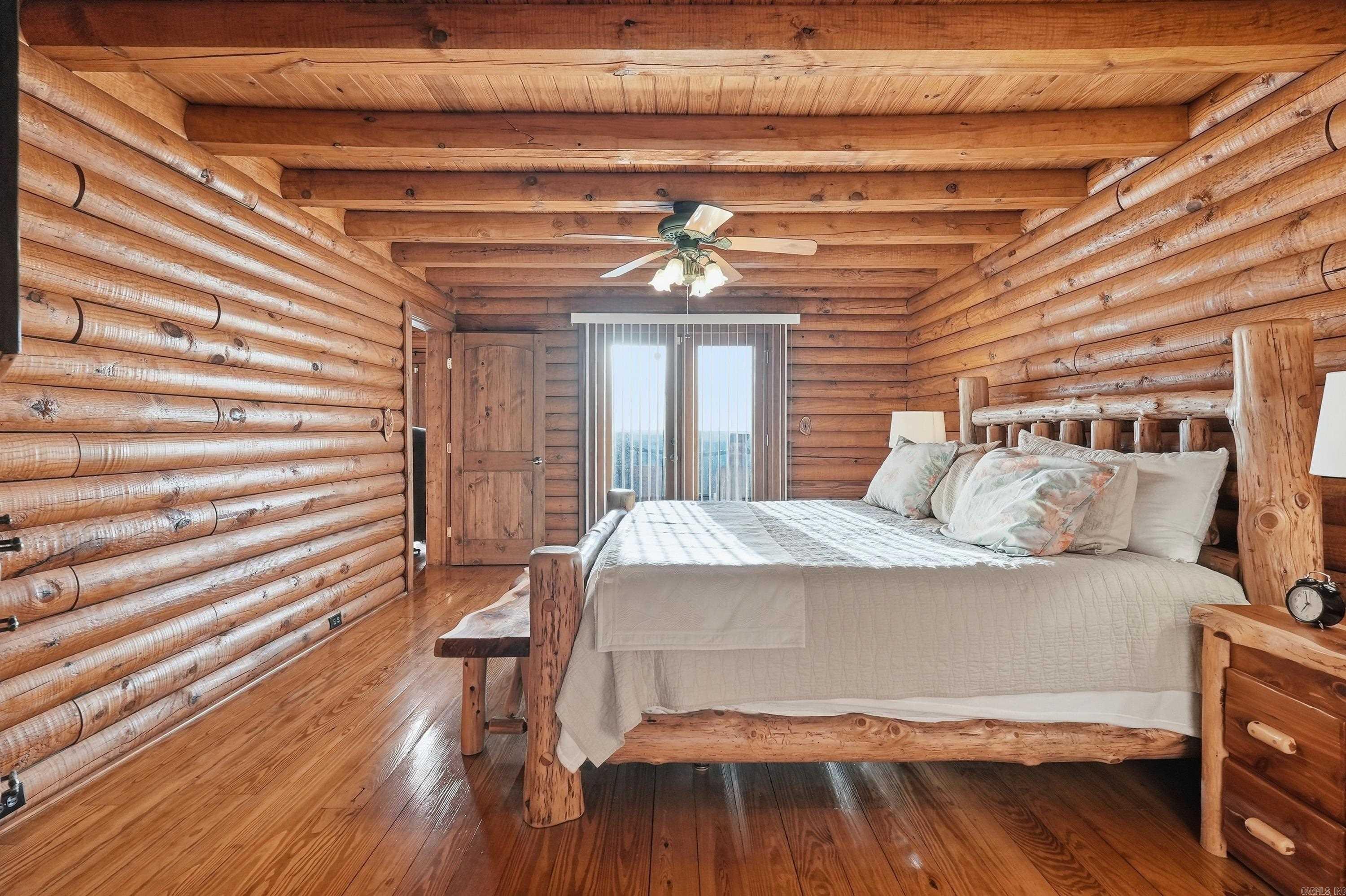 780 Watersedge Dr.  Edgemont, AR