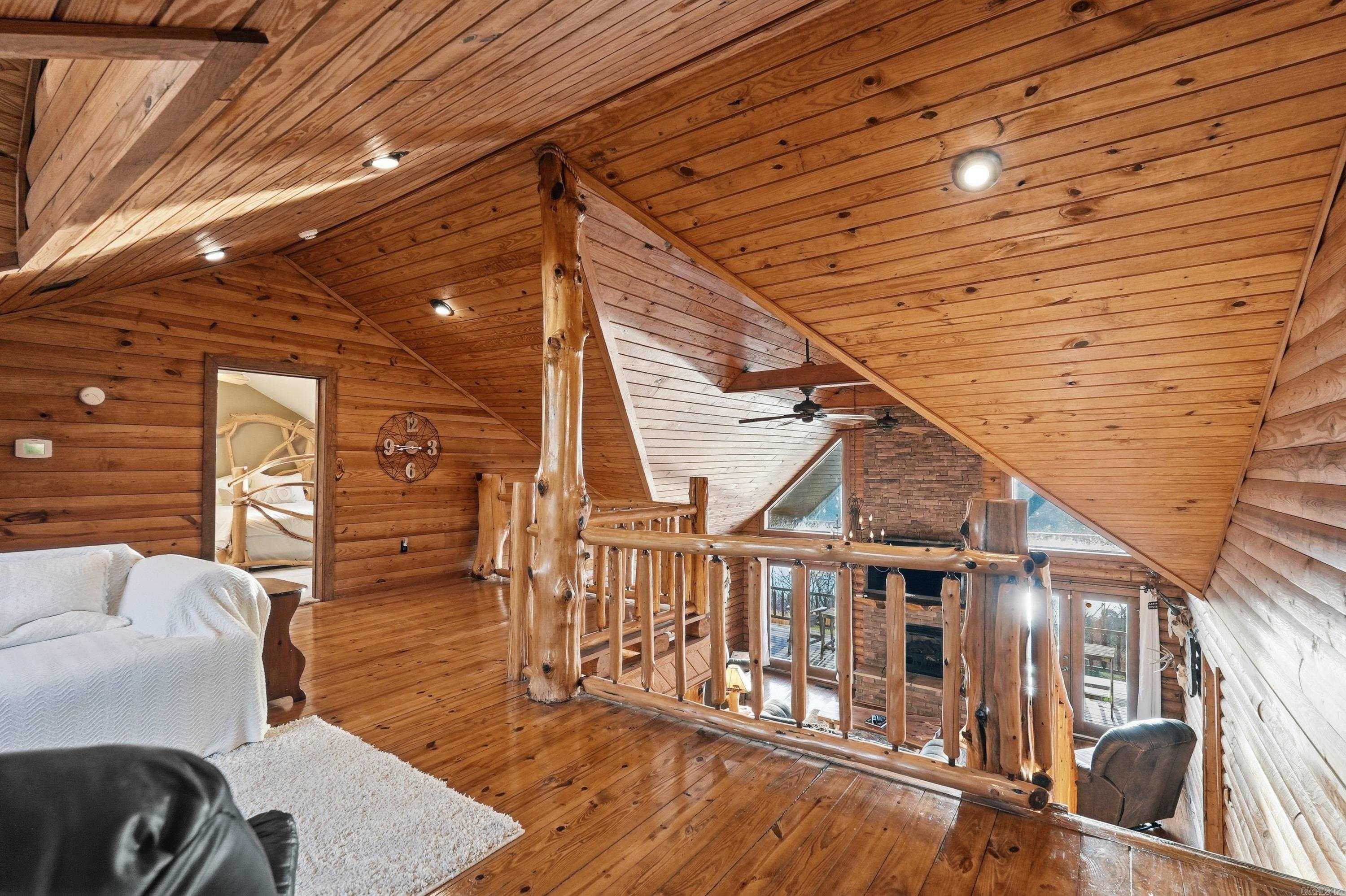 780 Watersedge Dr.  Edgemont, AR