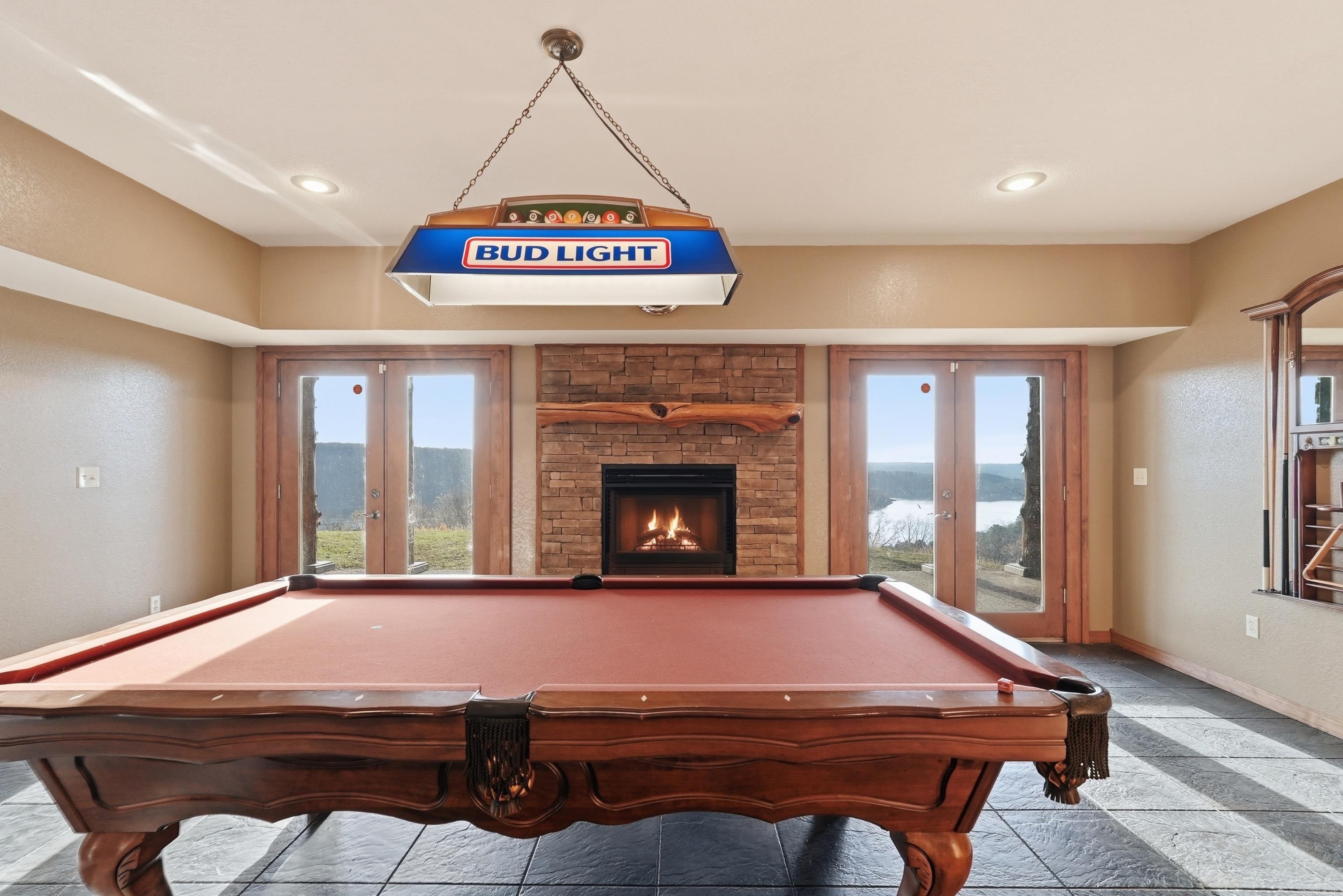 780 Watersedge Dr.  Edgemont, AR