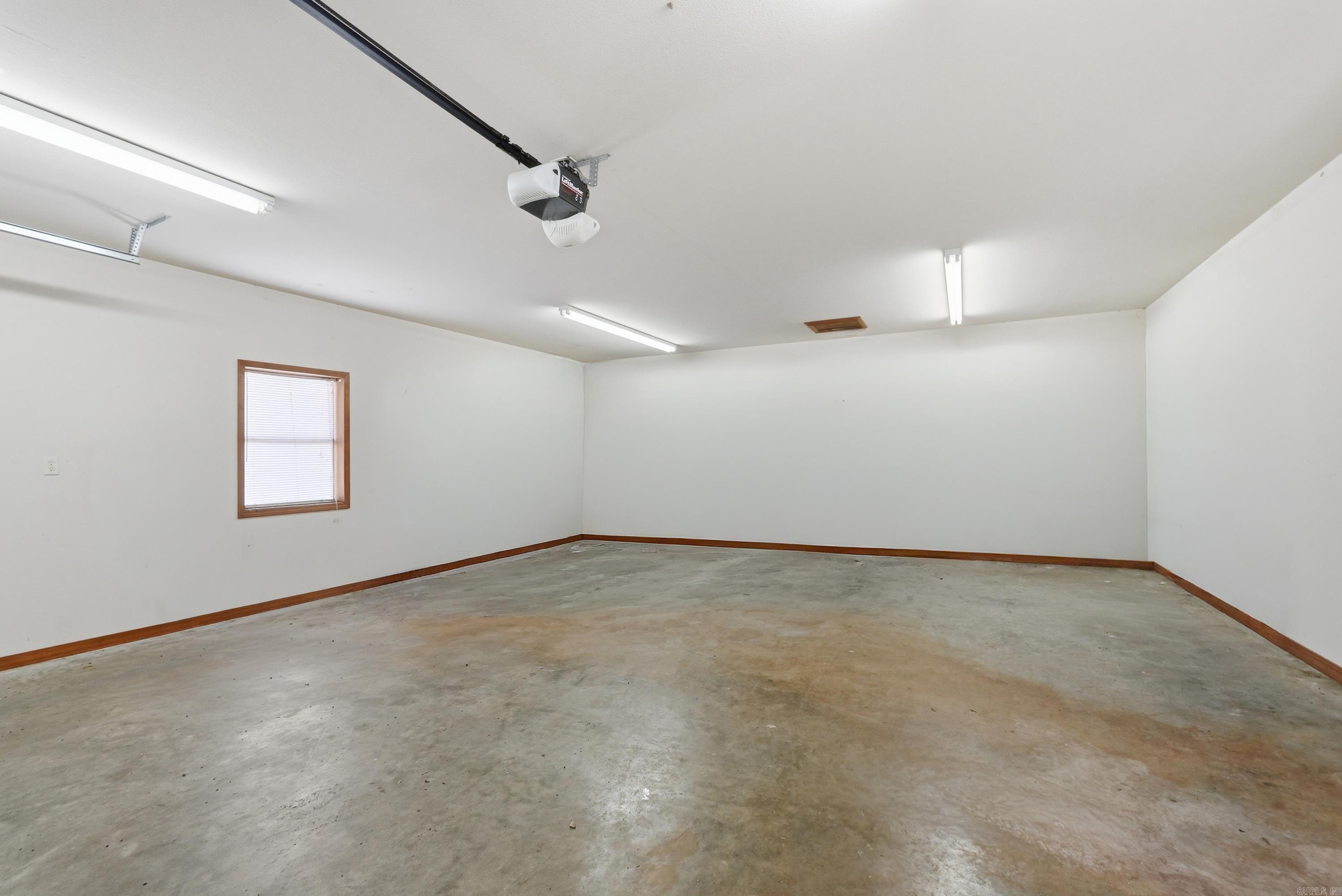 780 Watersedge Dr.  Edgemont, AR