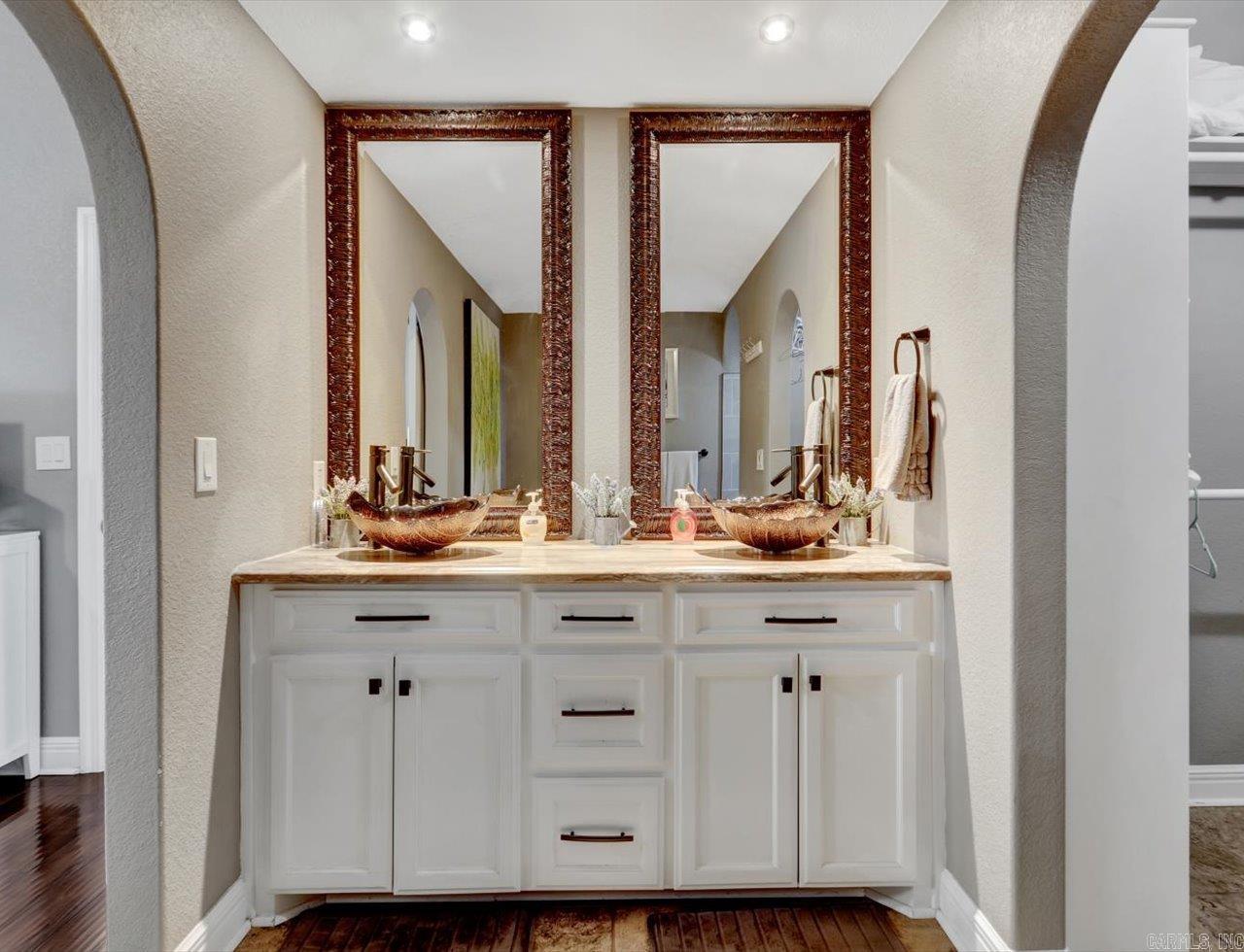 290 Vanadium  Hot Springs, AR