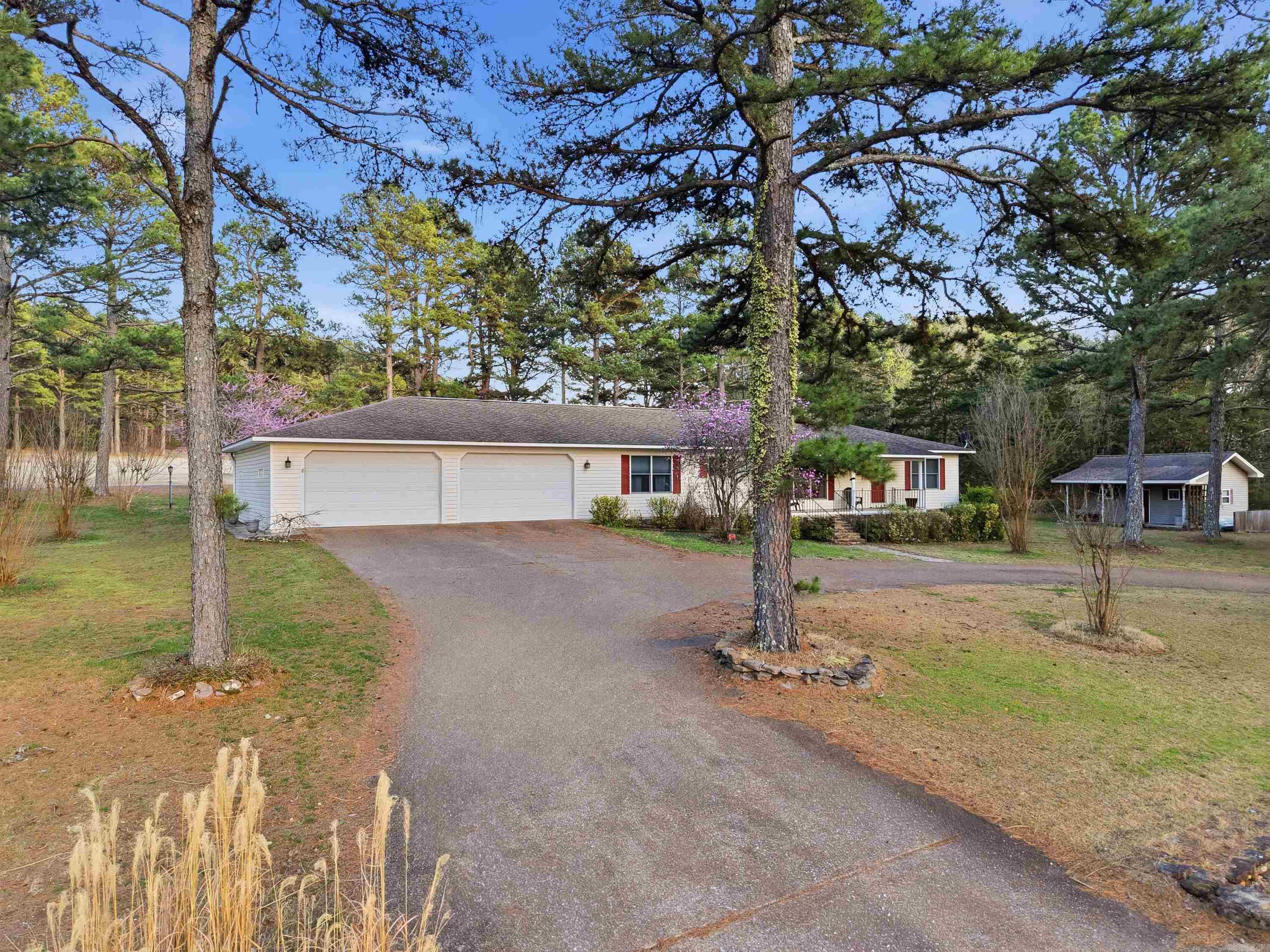 119 Mountain Ranch  Fairfield Bay, AR