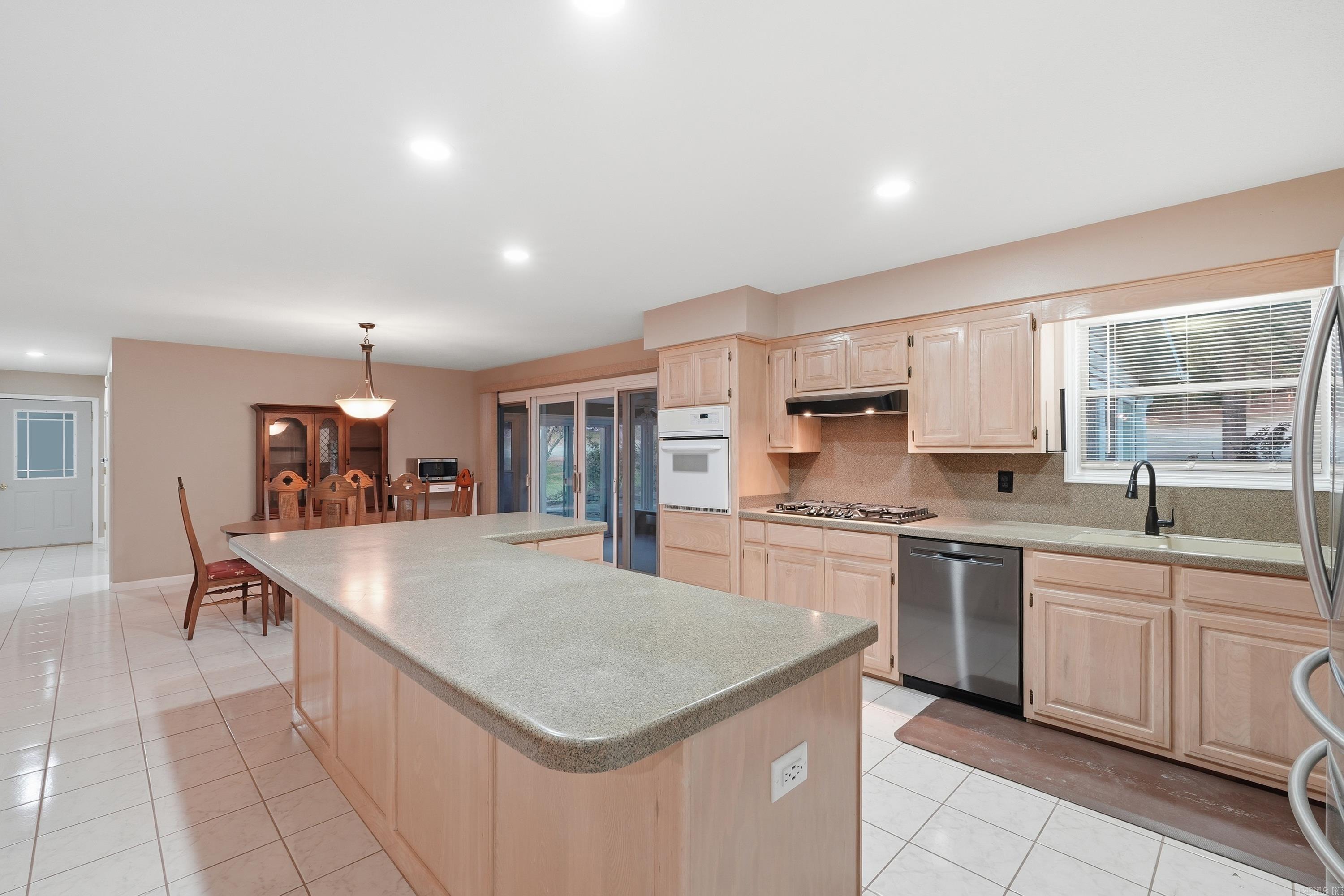 119 Mountain Ranch  Fairfield Bay, AR