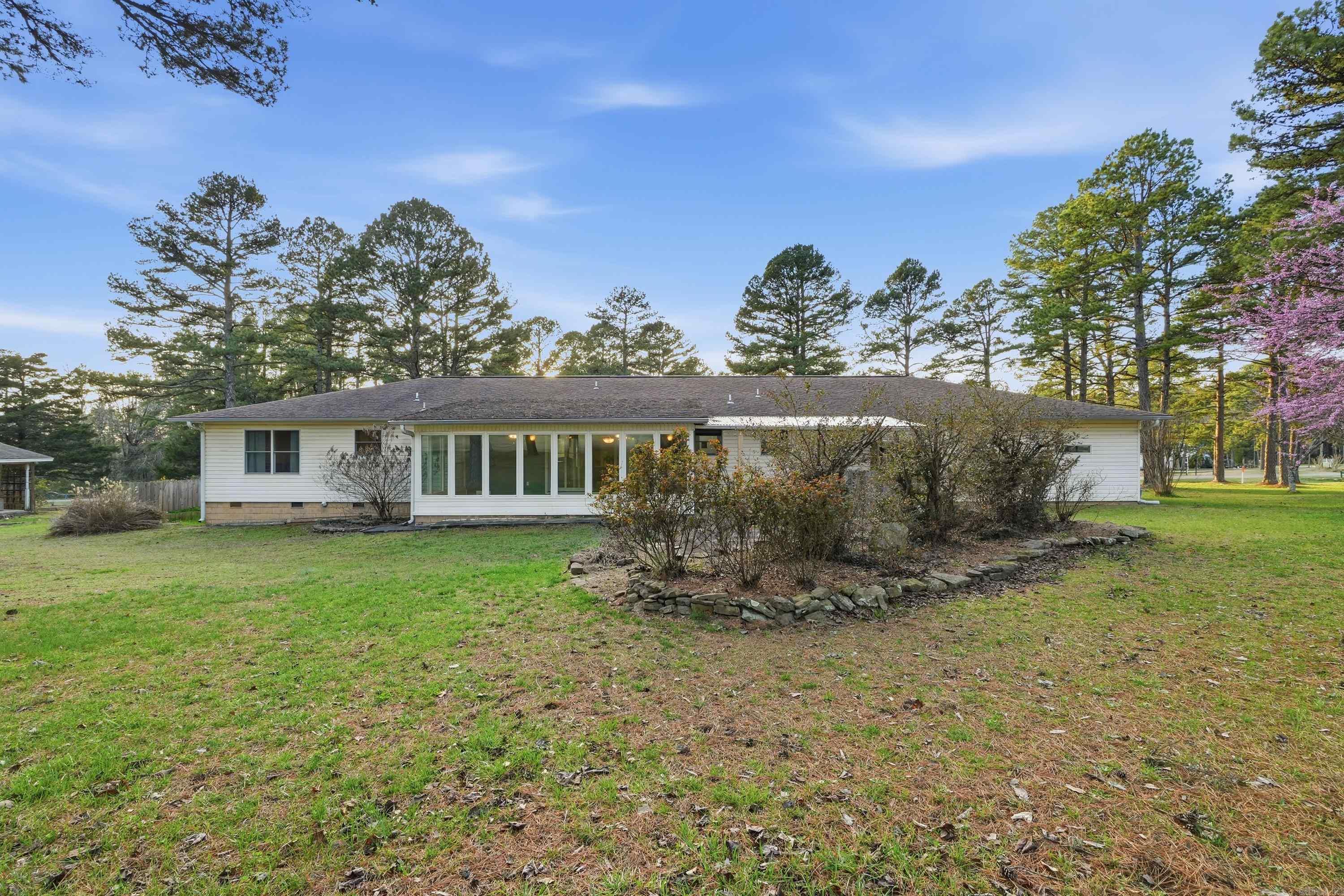 119 Mountain Ranch  Fairfield Bay, AR