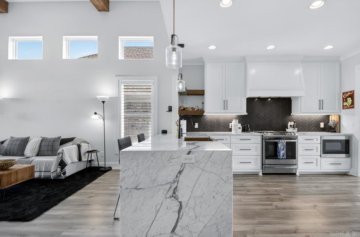 8 Short Leaf Lane Little Rock, AR 72223