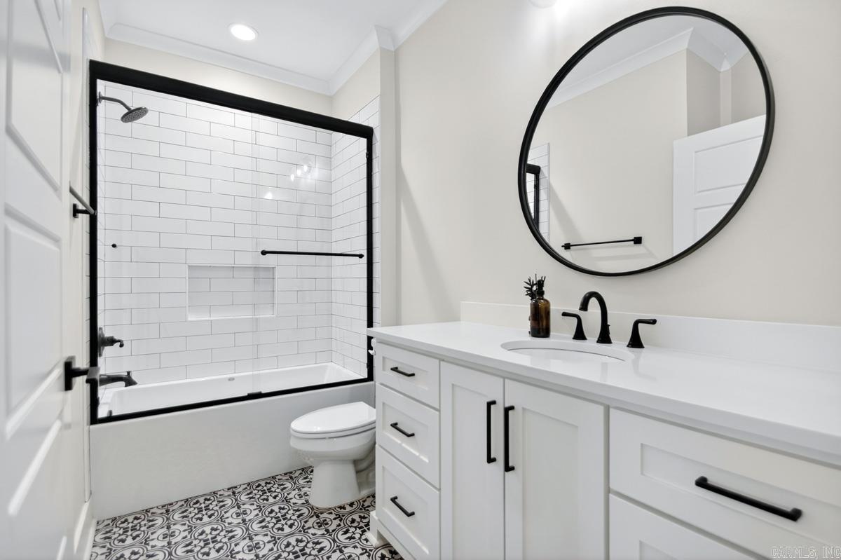 8 Short Leaf Lane Little Rock, AR 72223