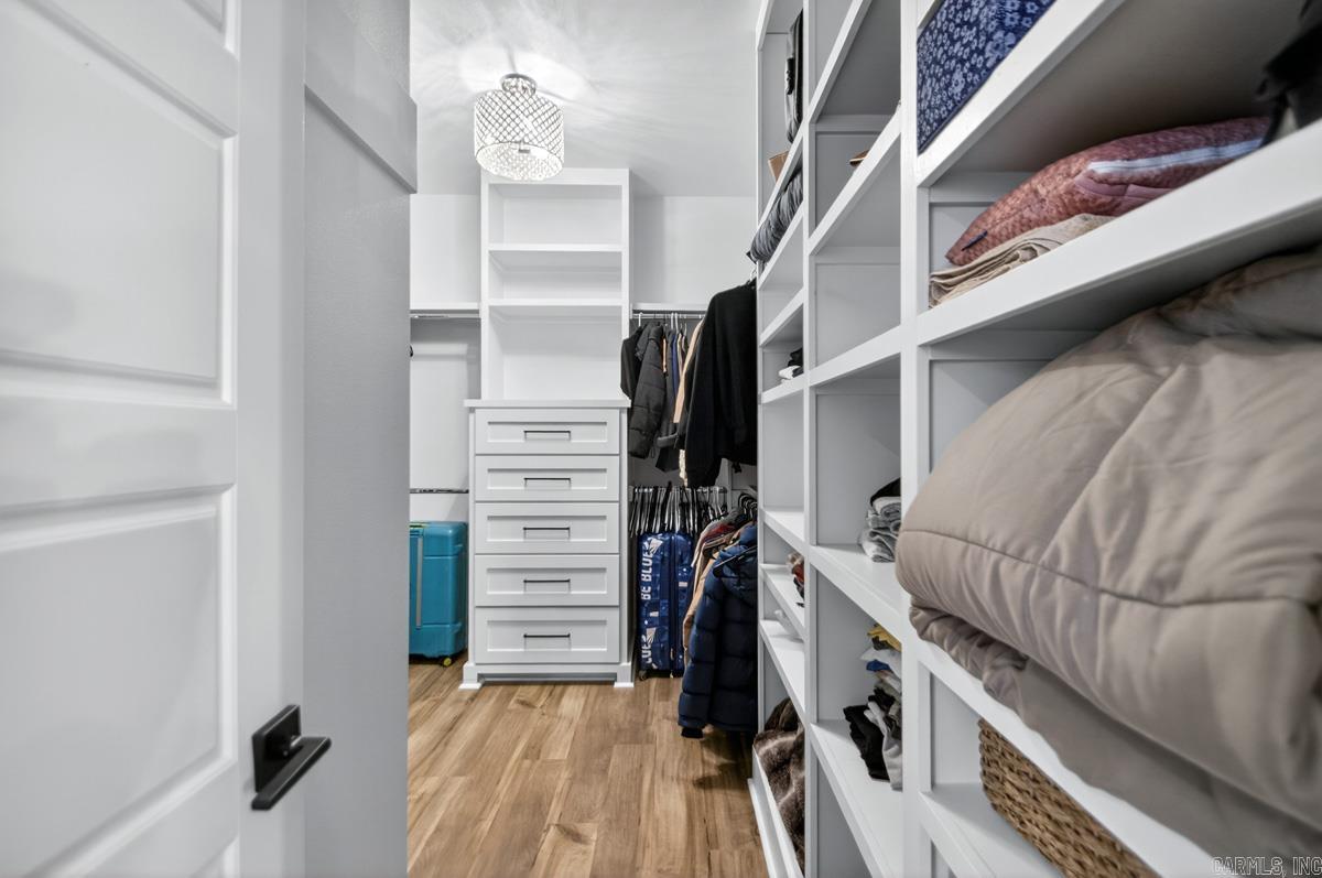 8 Short Leaf Lane Little Rock, AR 72223