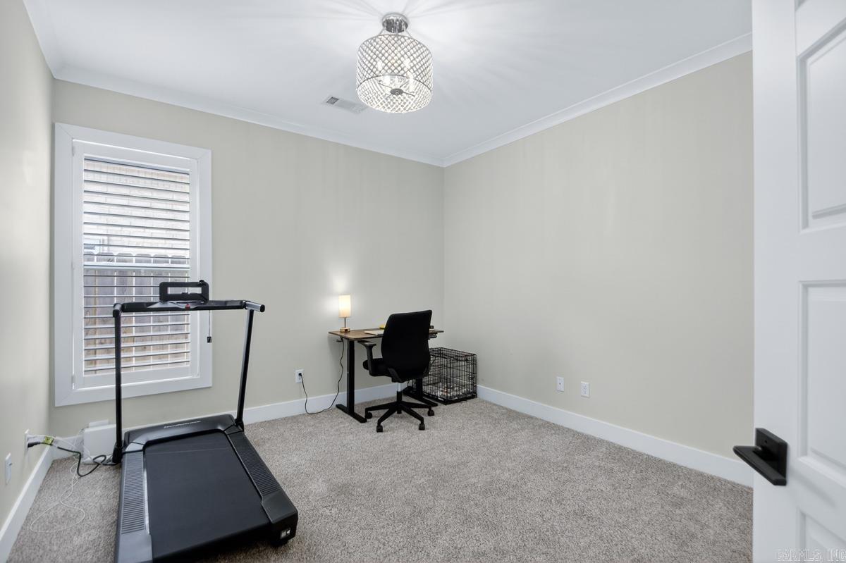 8 Short Leaf Lane Little Rock, AR 72223