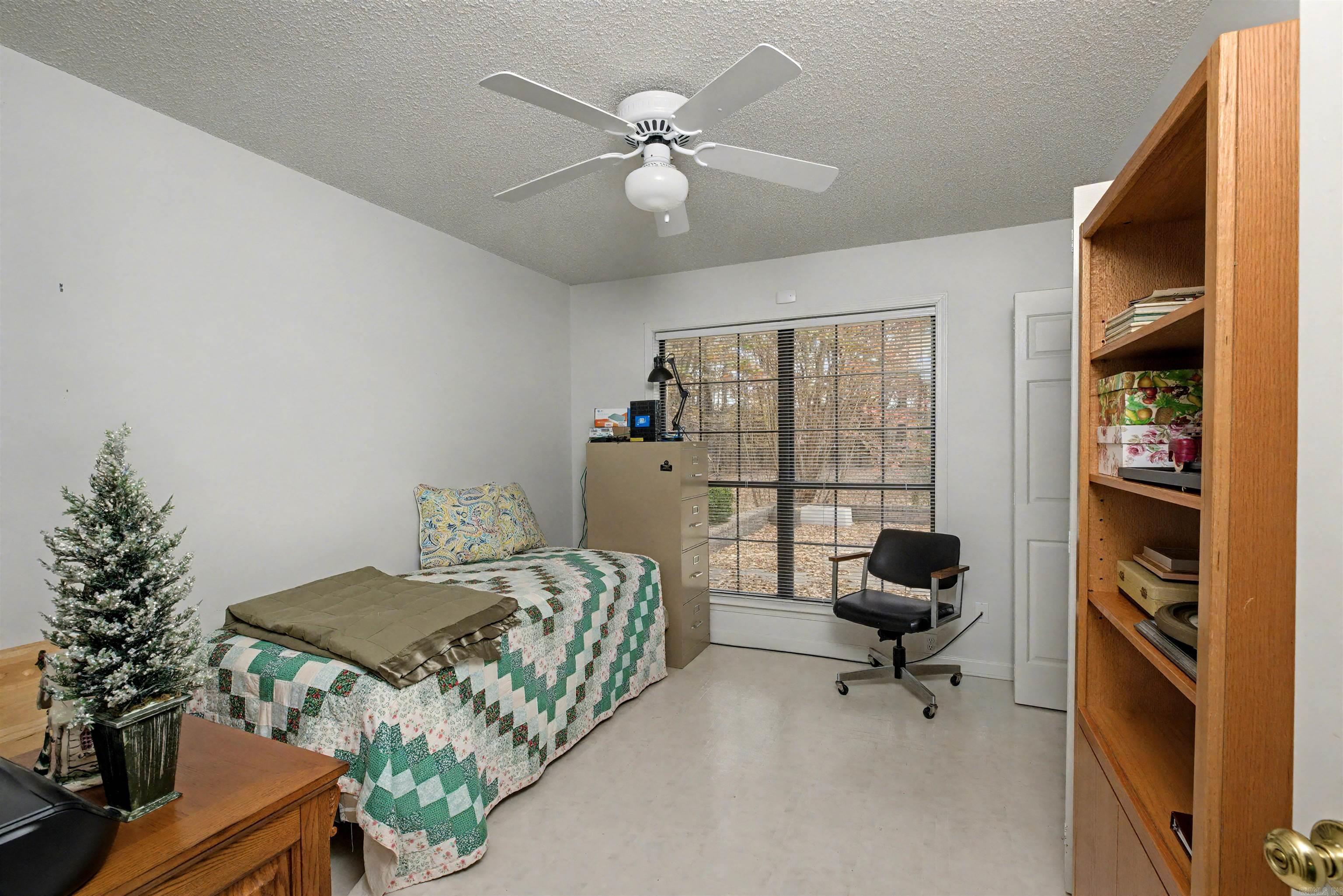 6701 Country  Pine Bluff, AR