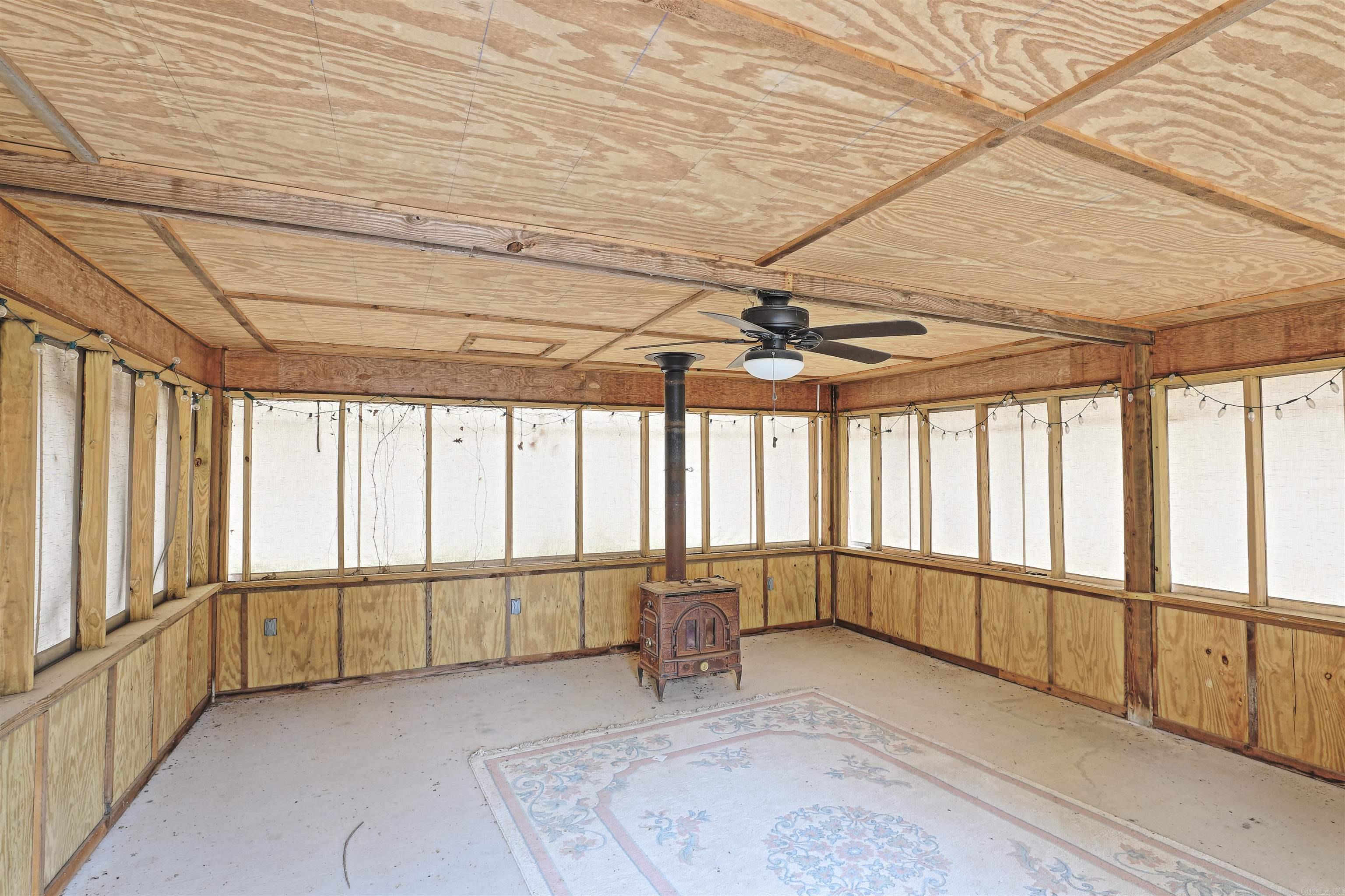 6701 Country  Pine Bluff, AR