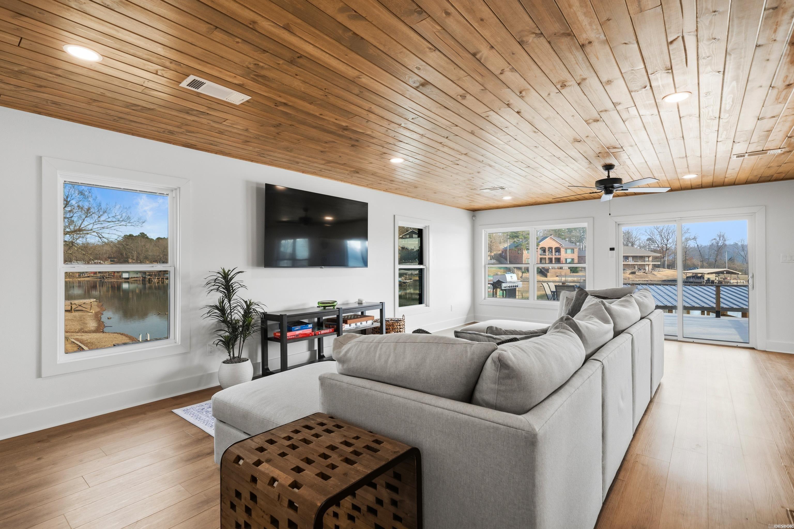 186 Riverside  Hot Springs, AR