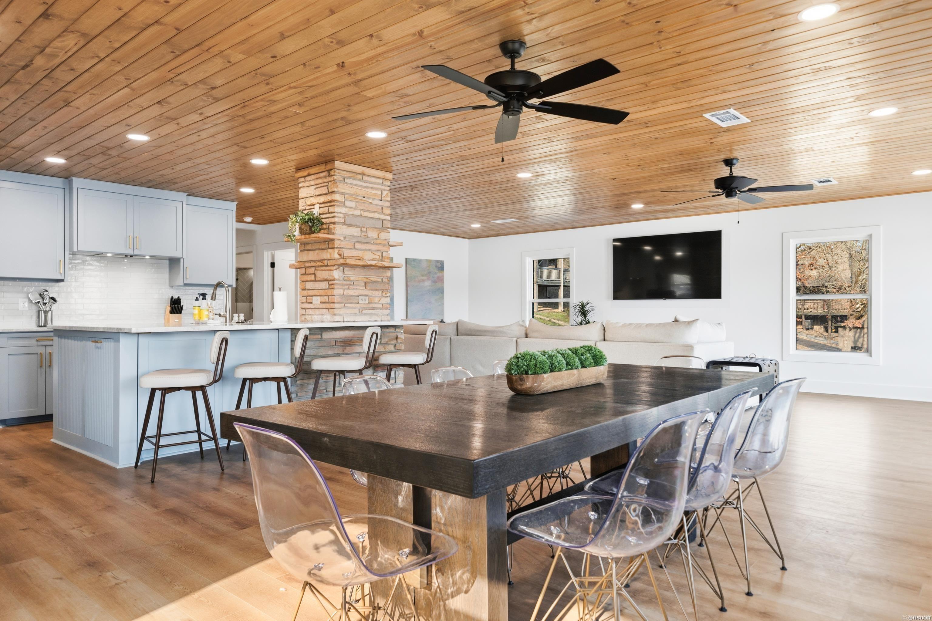 186 Riverside  Hot Springs, AR