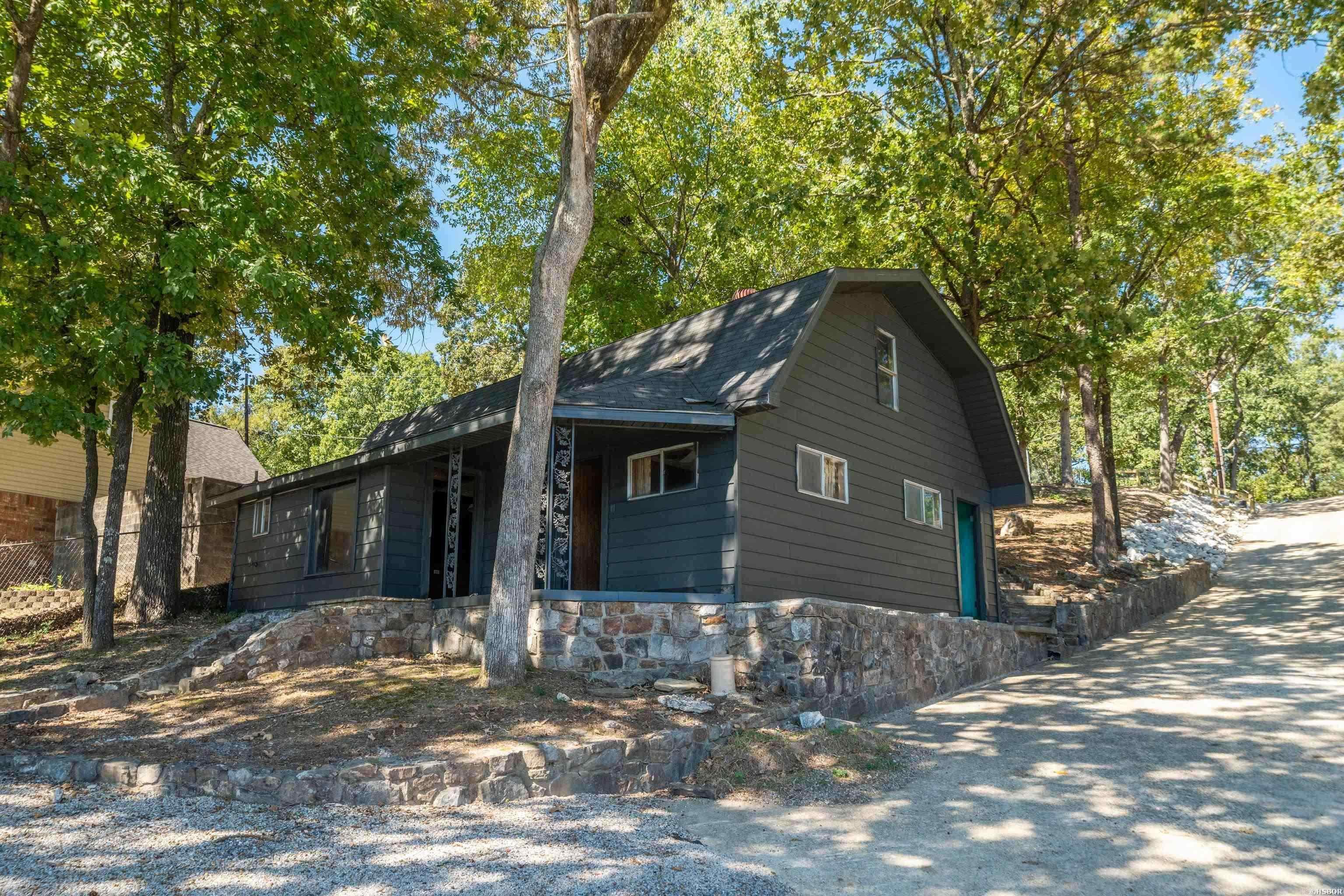 186 Riverside  Hot Springs, AR