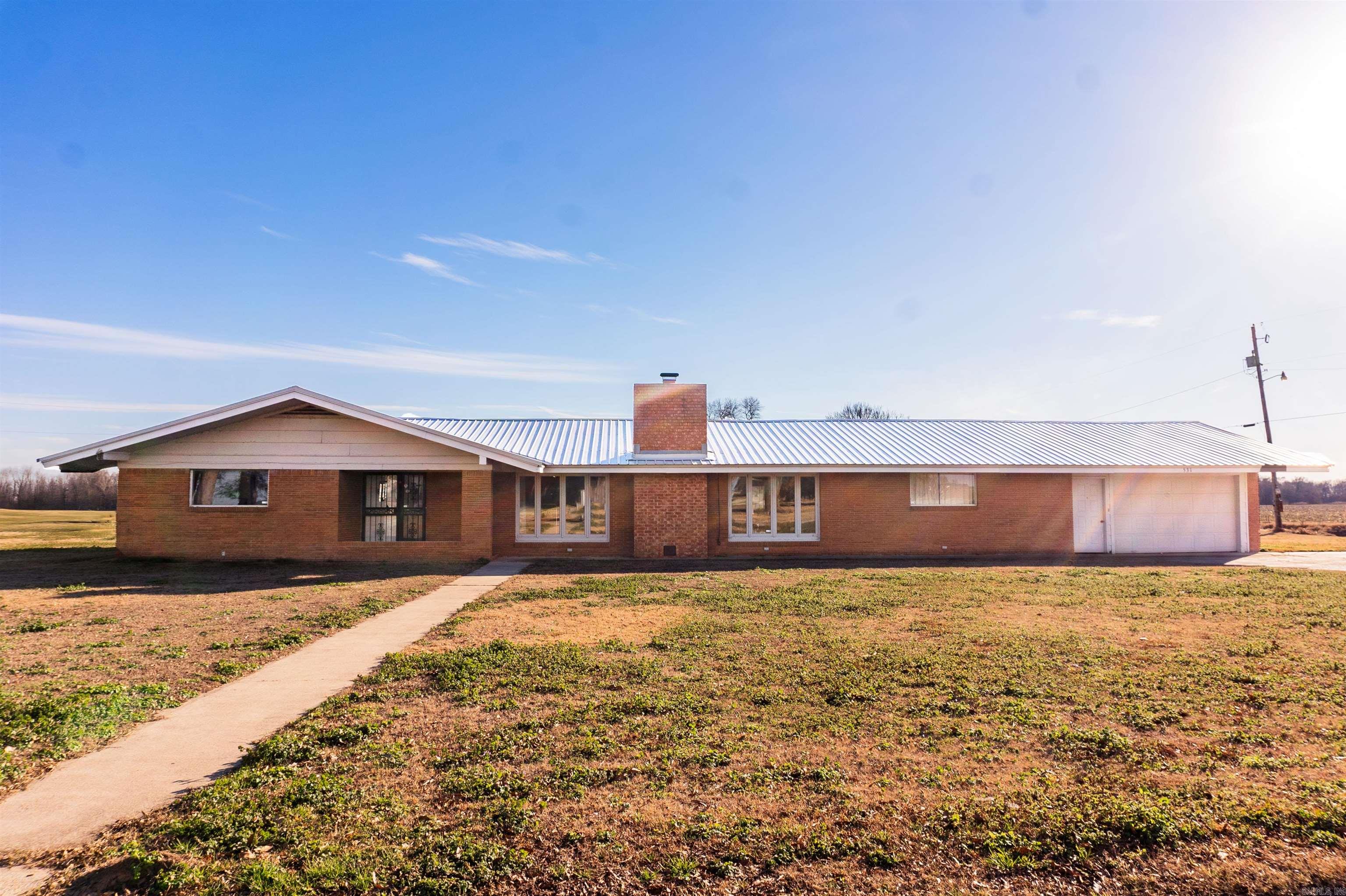 531 Henderson  Coy, AR