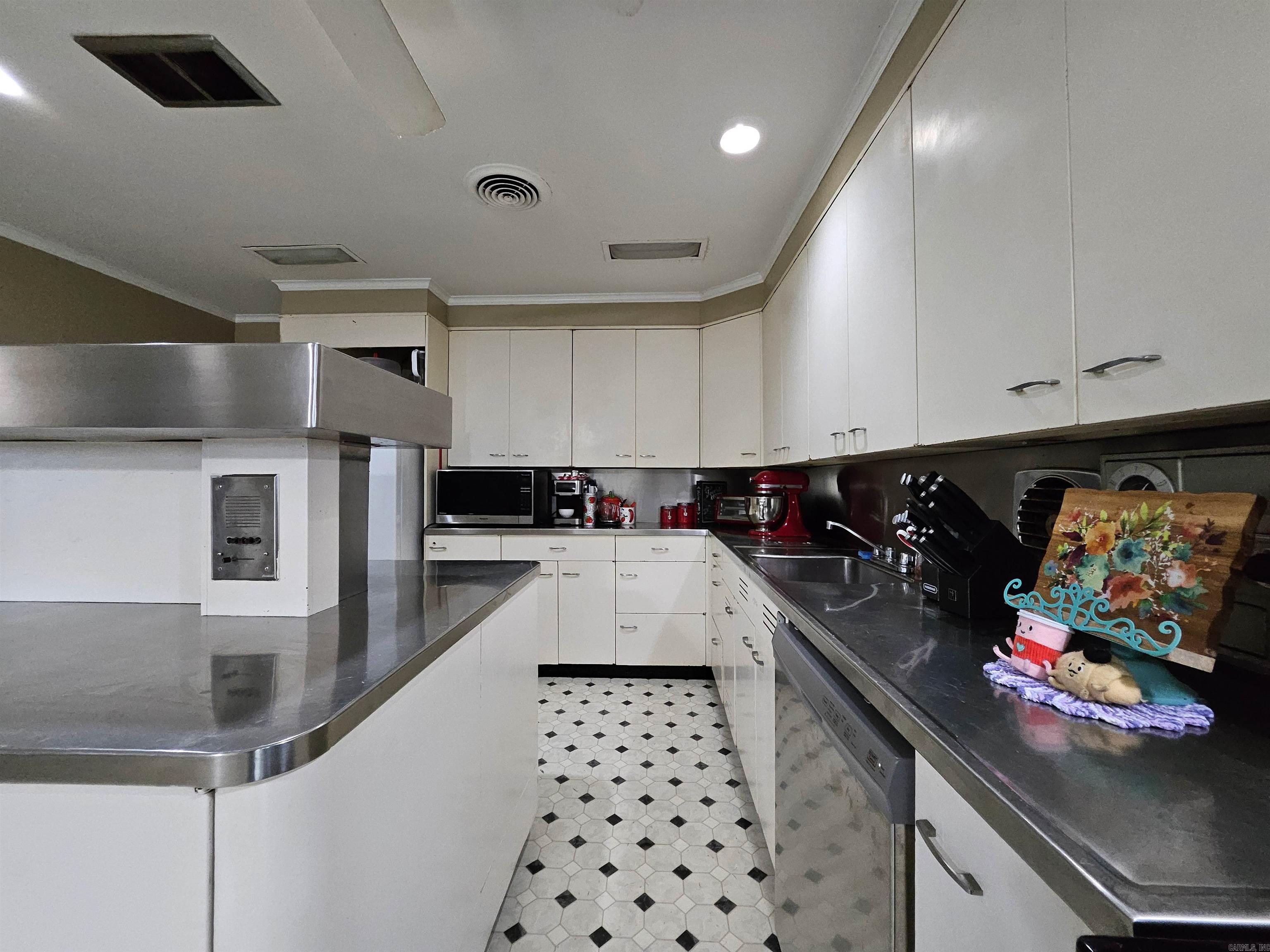 531 Henderson  Coy, AR