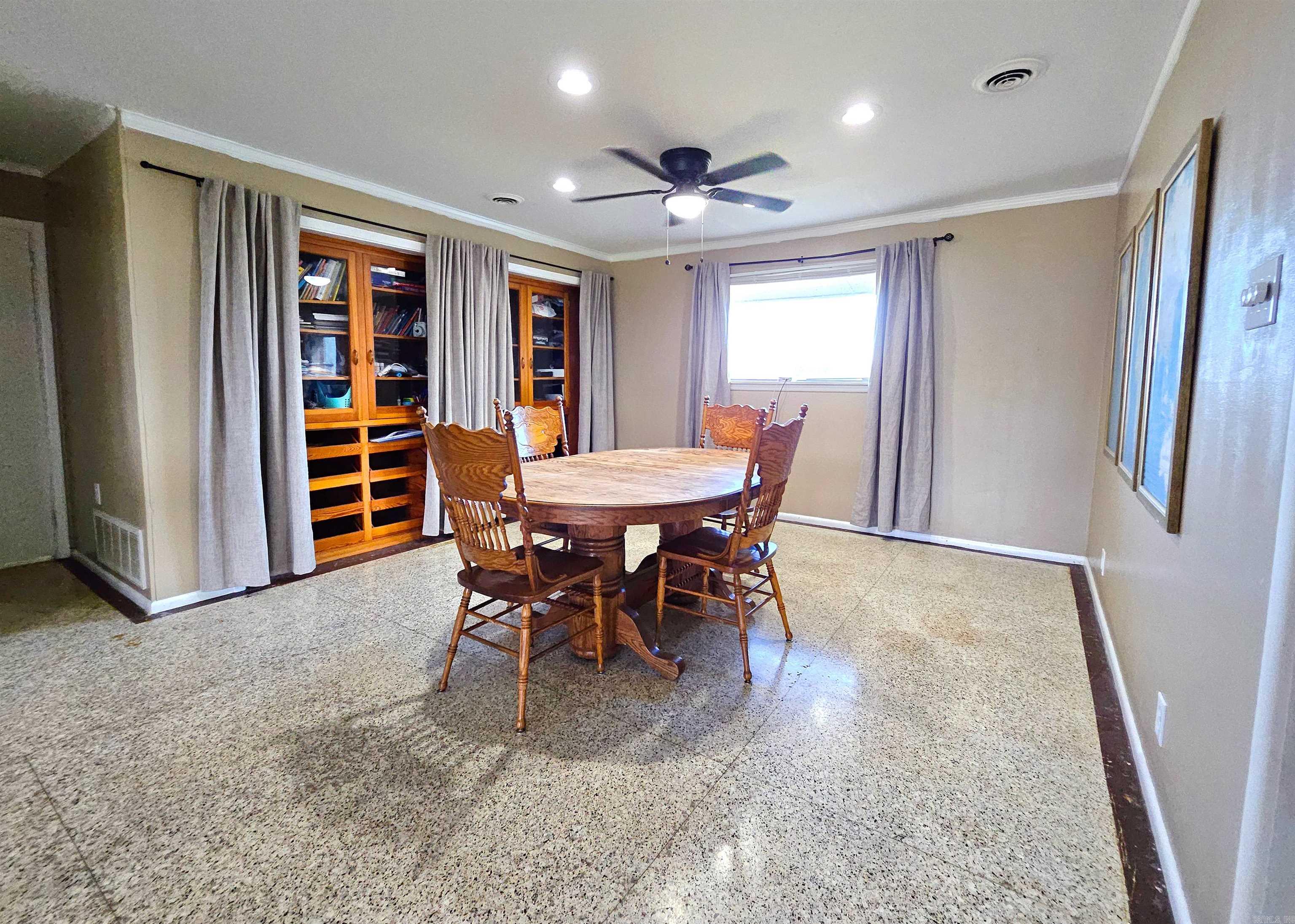 531 Henderson  Coy, AR