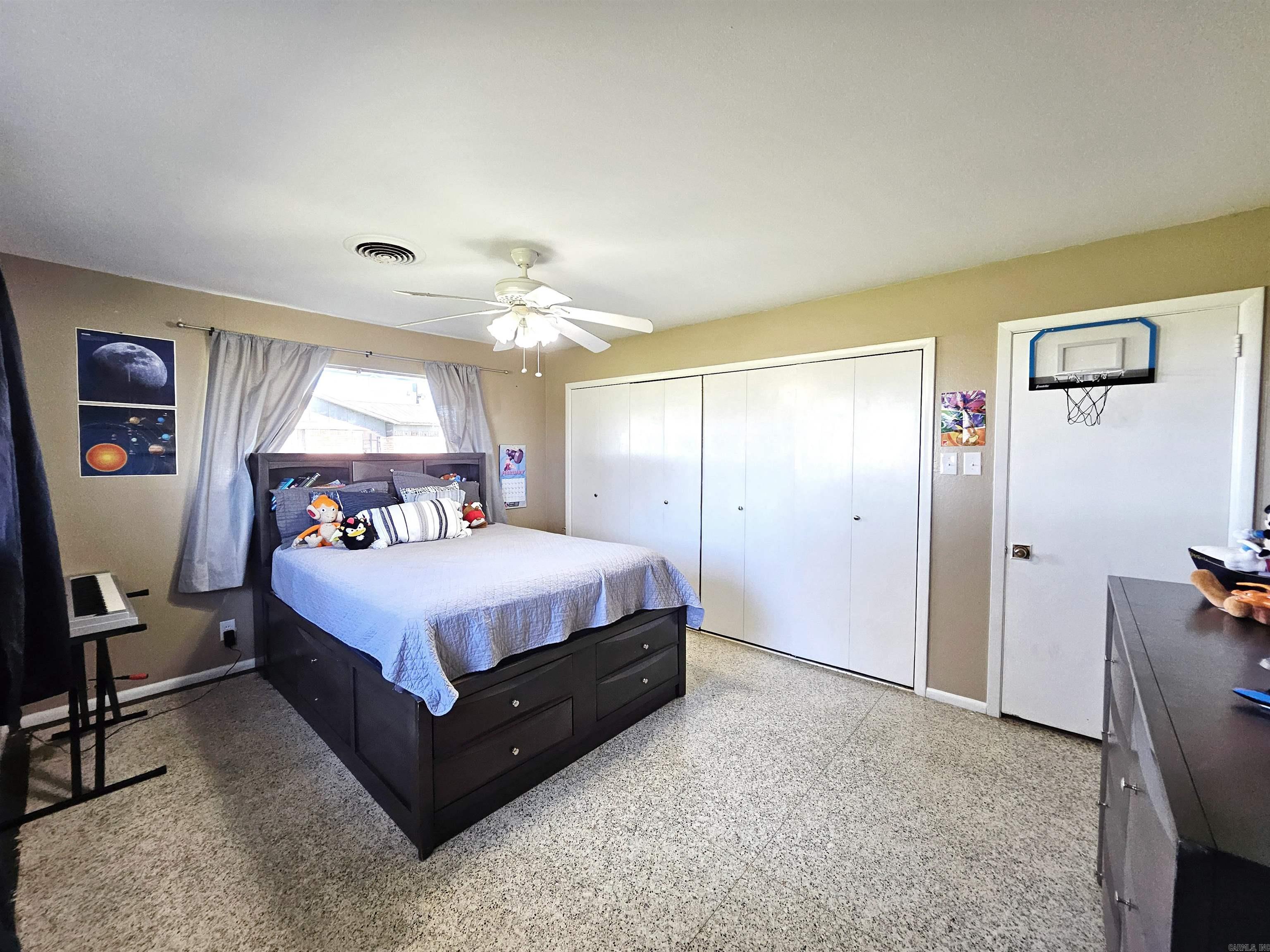 531 Henderson  Coy, AR