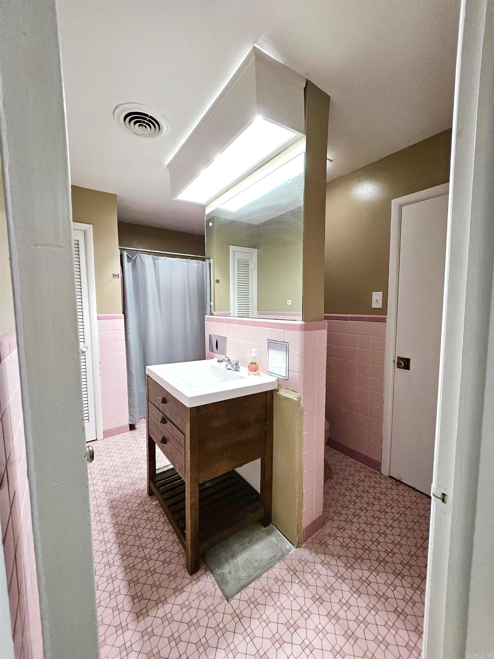 531 Henderson  Coy, AR